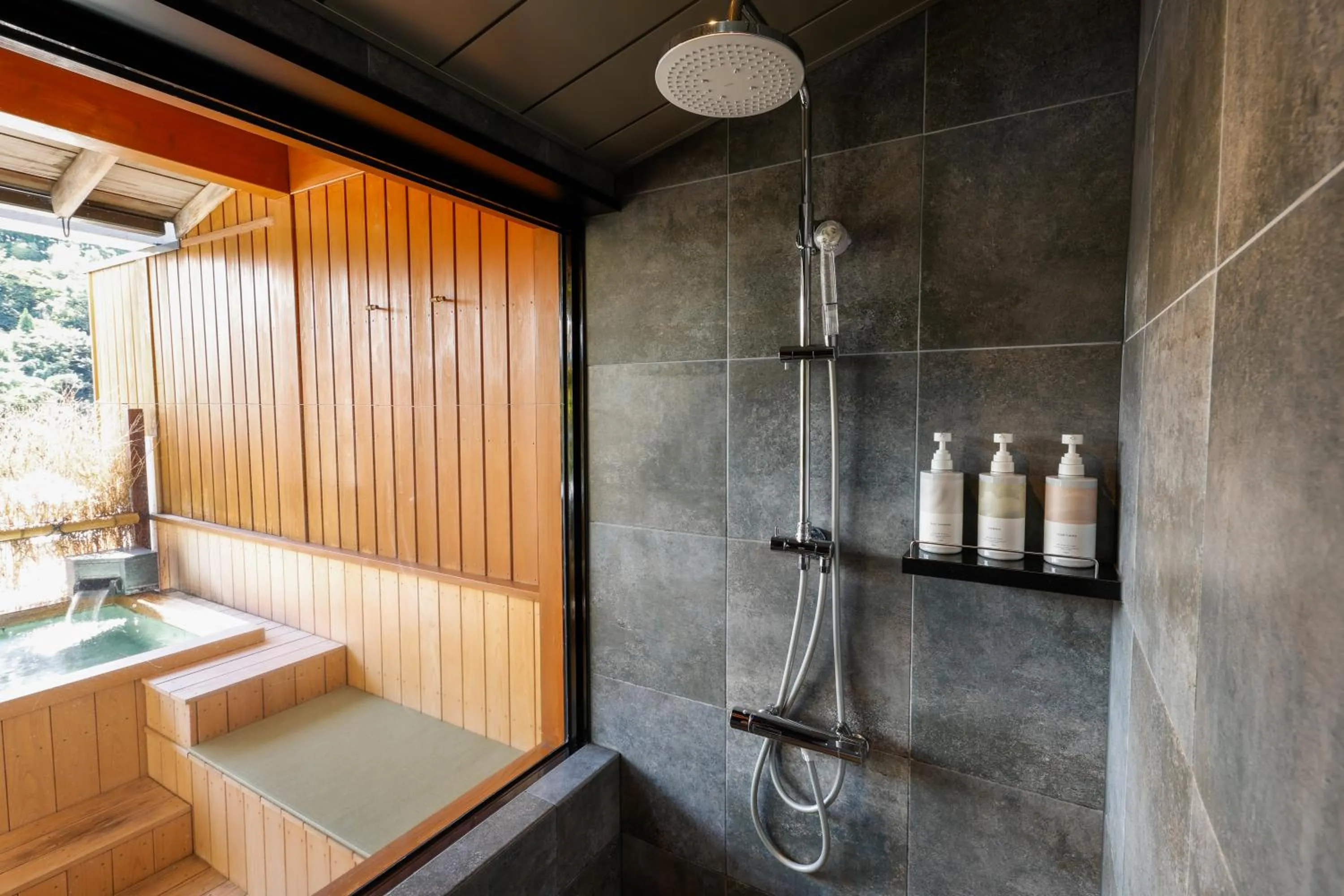 Bathroom in Kinosakinoyado Ryokufukaku