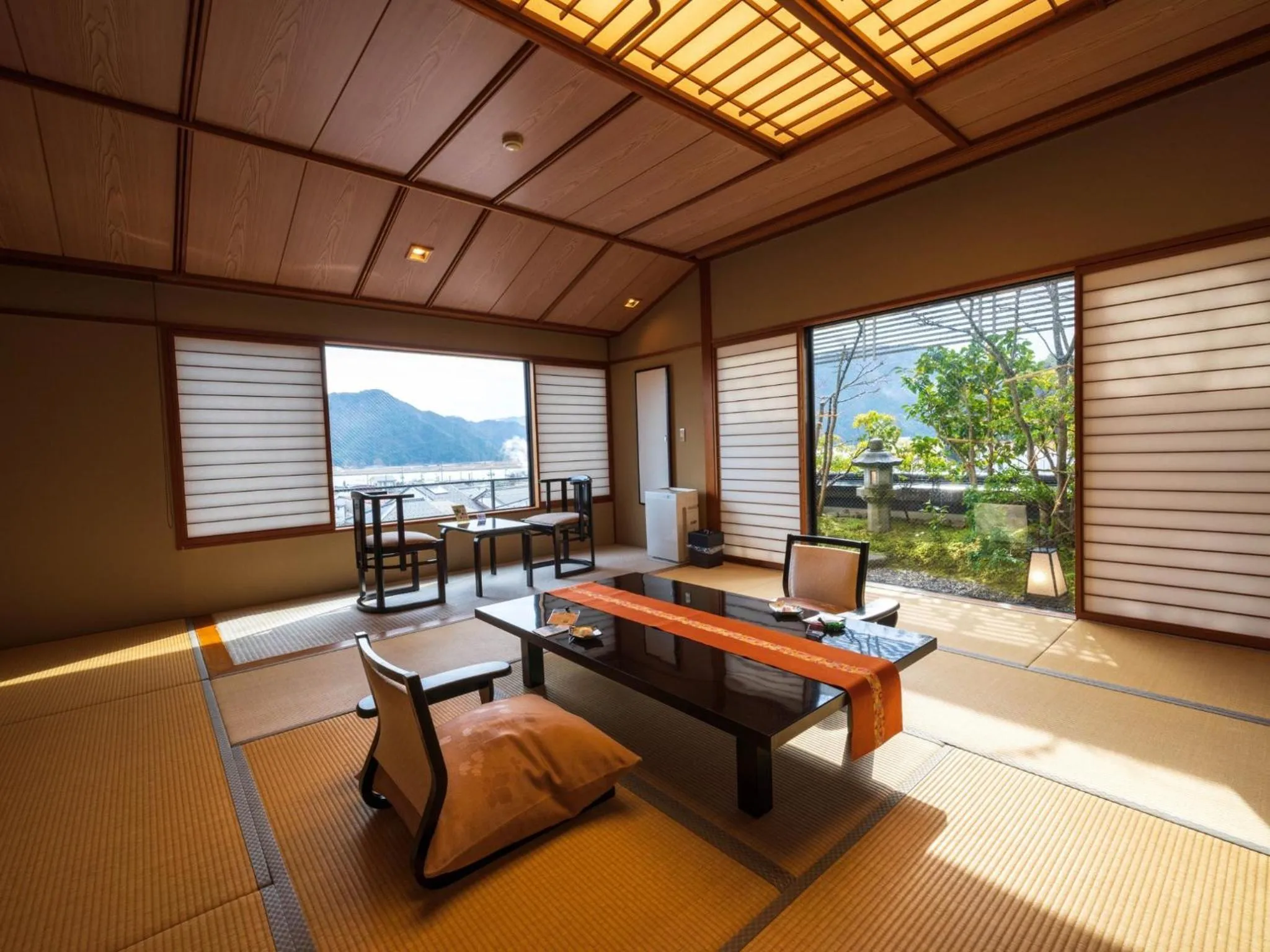 Photo of the whole room in Kinosakinoyado Ryokufukaku