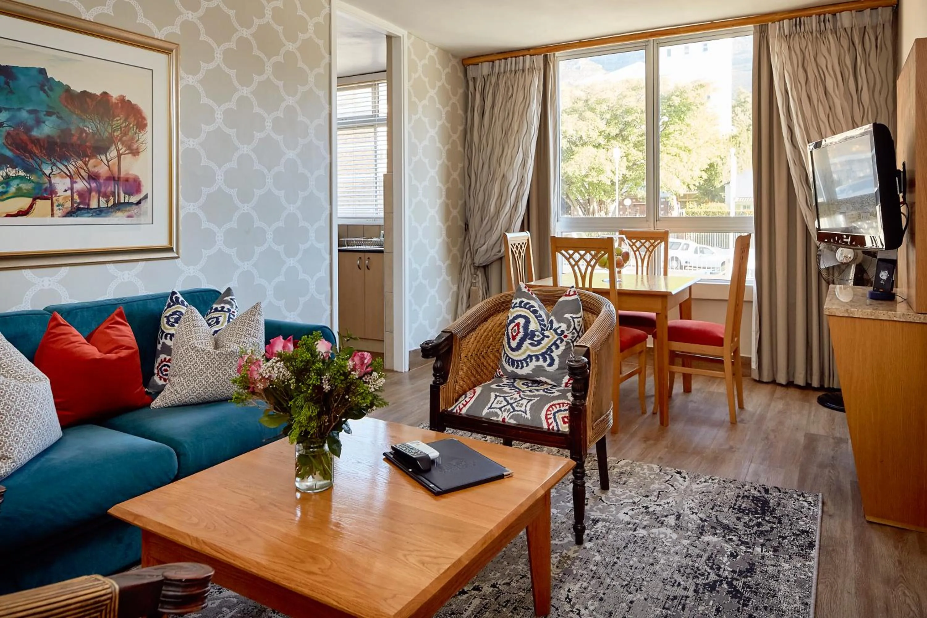 TV and multimedia in First Group Mount Sierra