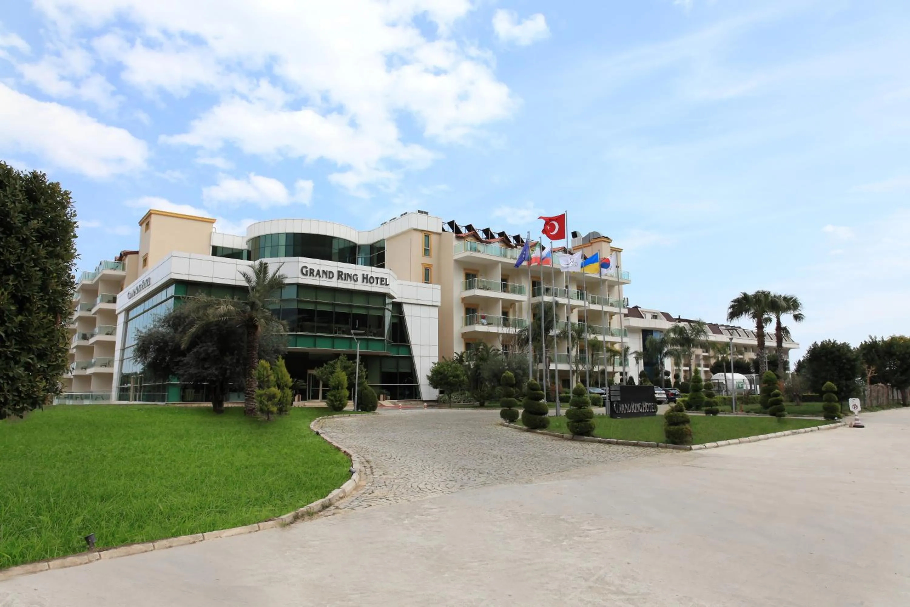 Property building in Grand Ring Hotel