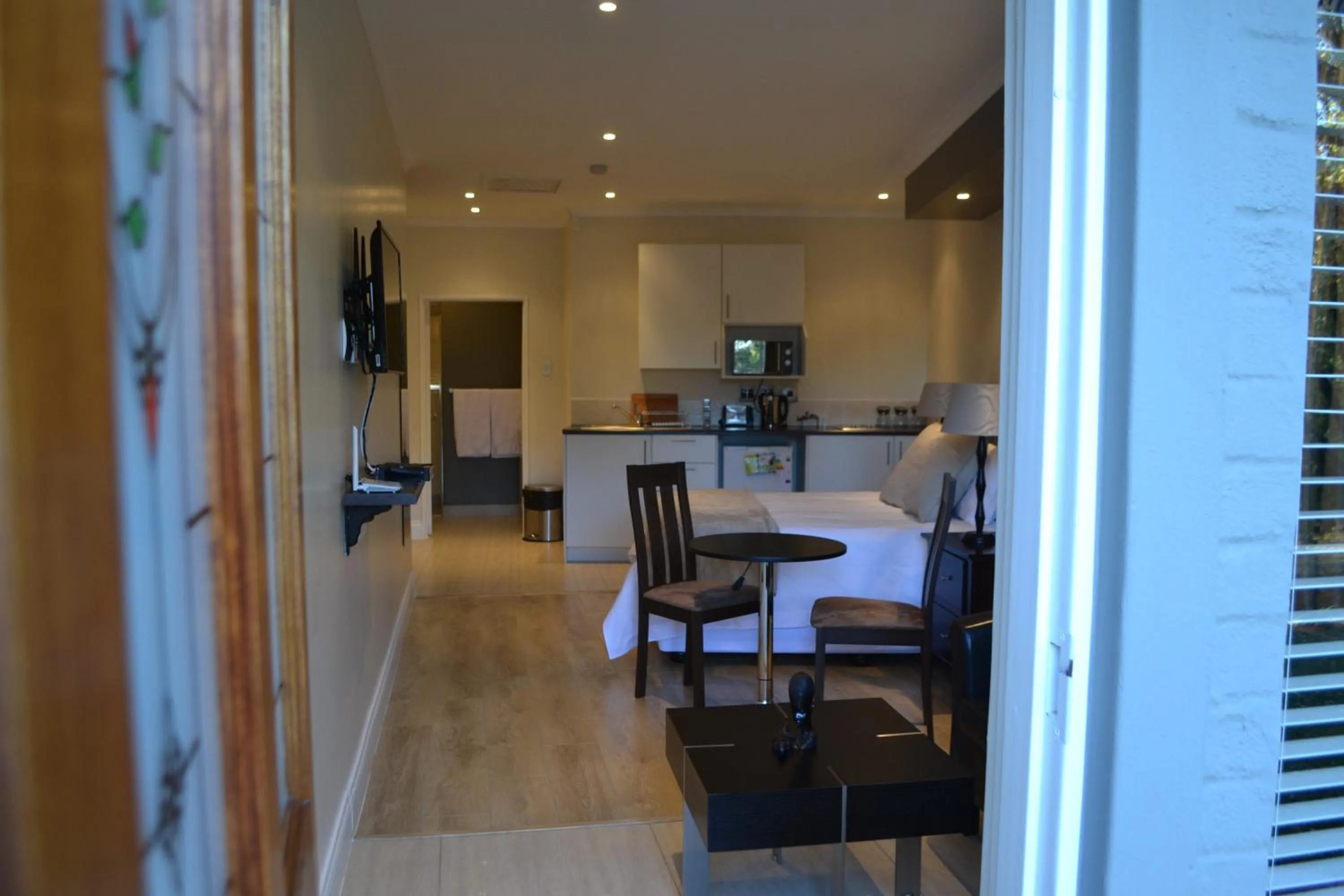 Photo of the whole room in The Haystack On Homestead