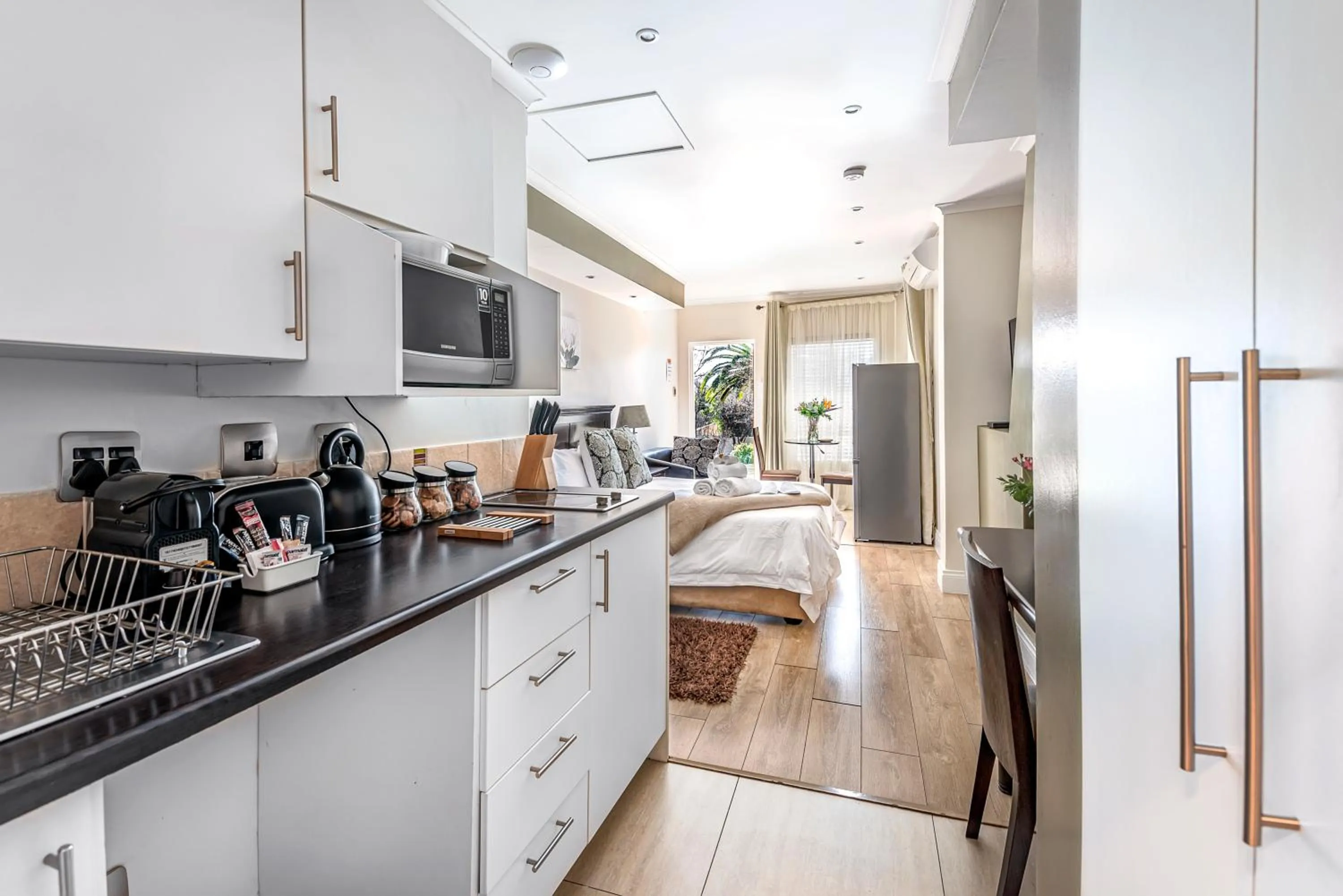 Kitchen or kitchenette in The Haystack On Homestead