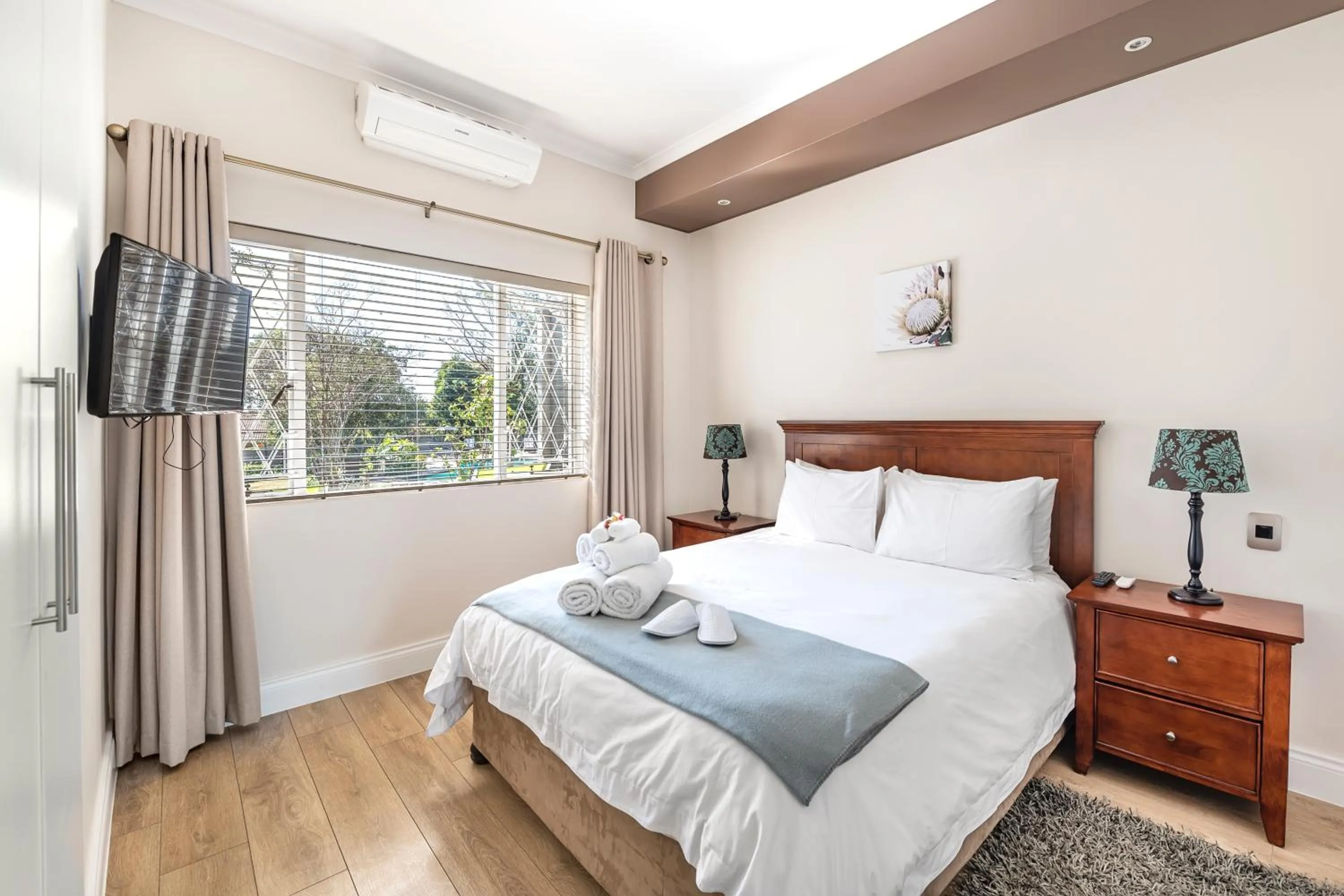 Bedroom, Bed in The Haystack On Homestead