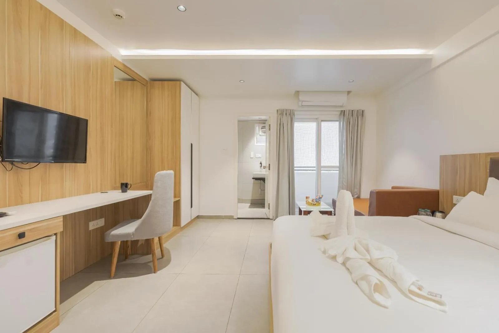 Photo of the whole room, Bed in Akoya Business Hotel - Smart Stays, Whitefield