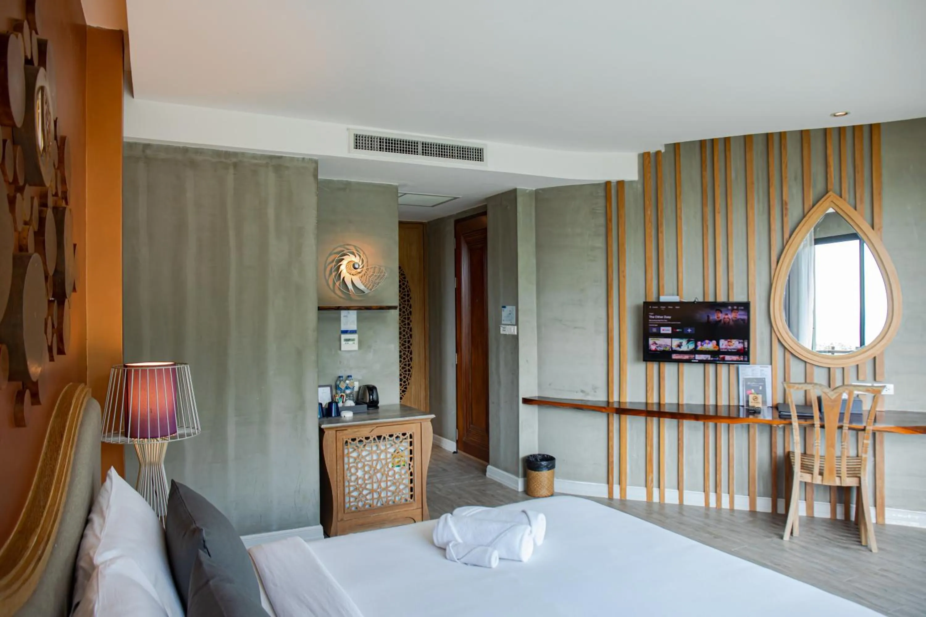 Bed in The Tarna Resort, Koh Tao