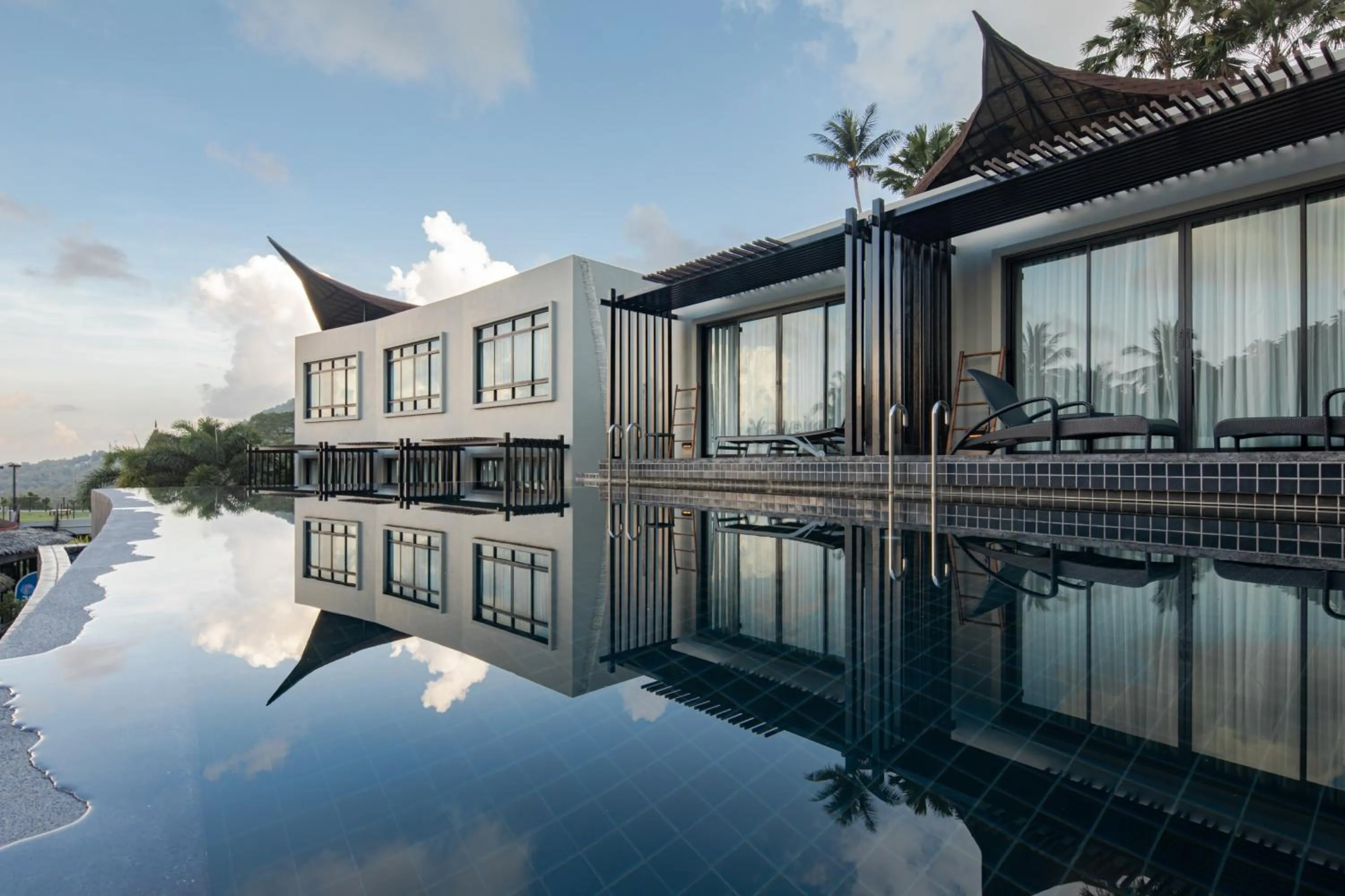 Swimming pool in The Tarna Resort, Koh Tao