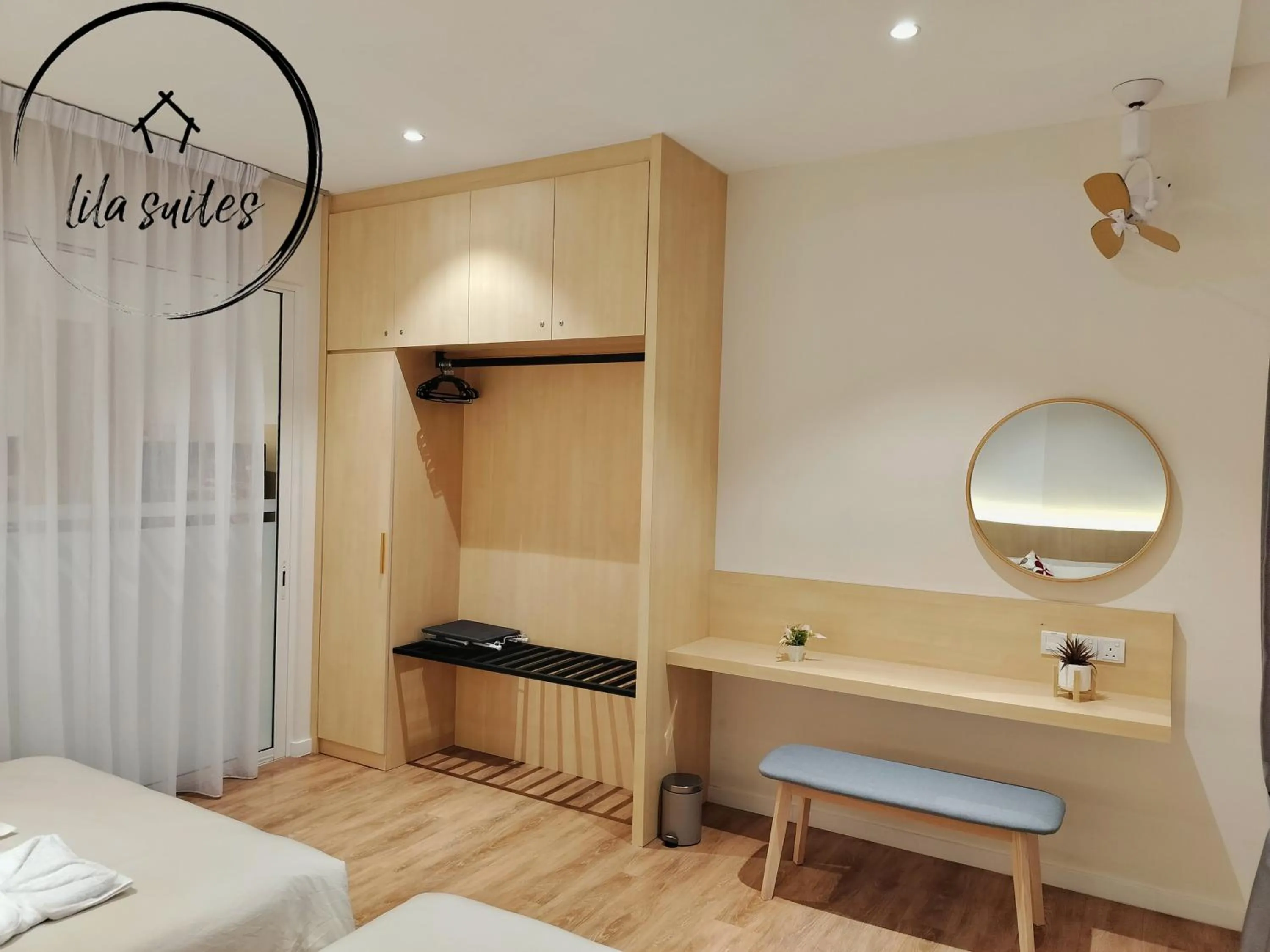 hair dresser, Bed in Lila Suites Quill Residence KLCC