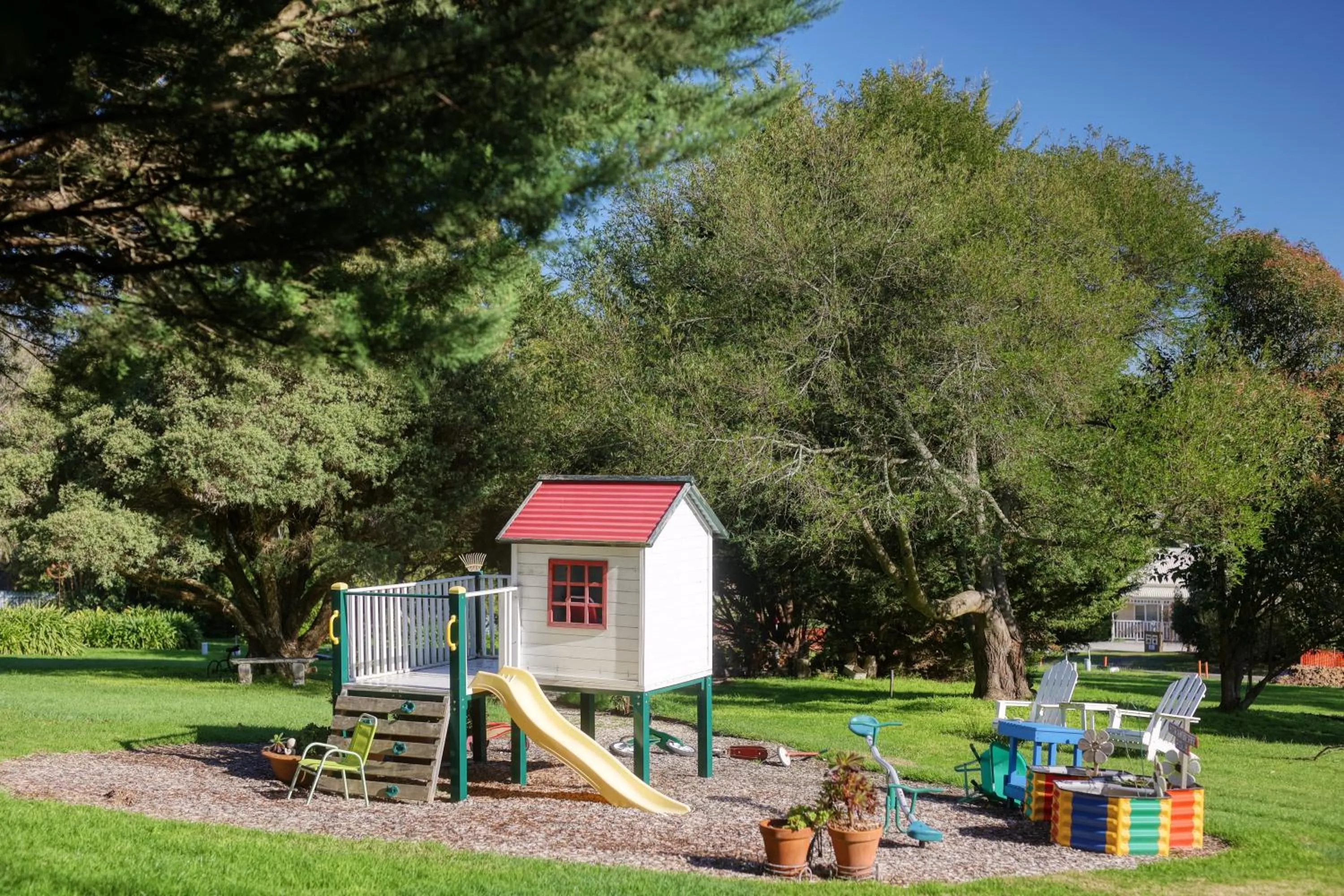 Children play ground in Yarra Gables