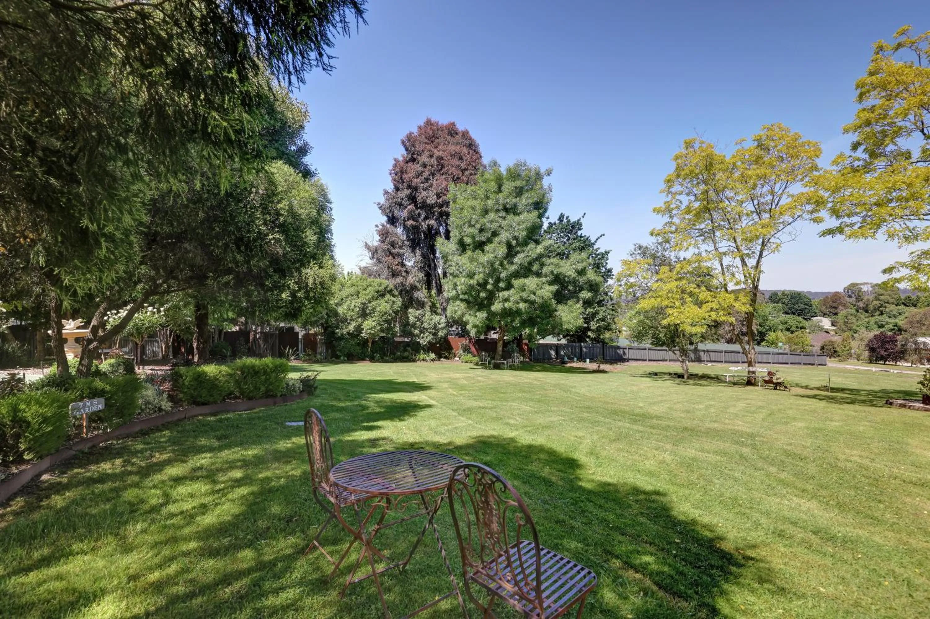 Garden in Yarra Gables