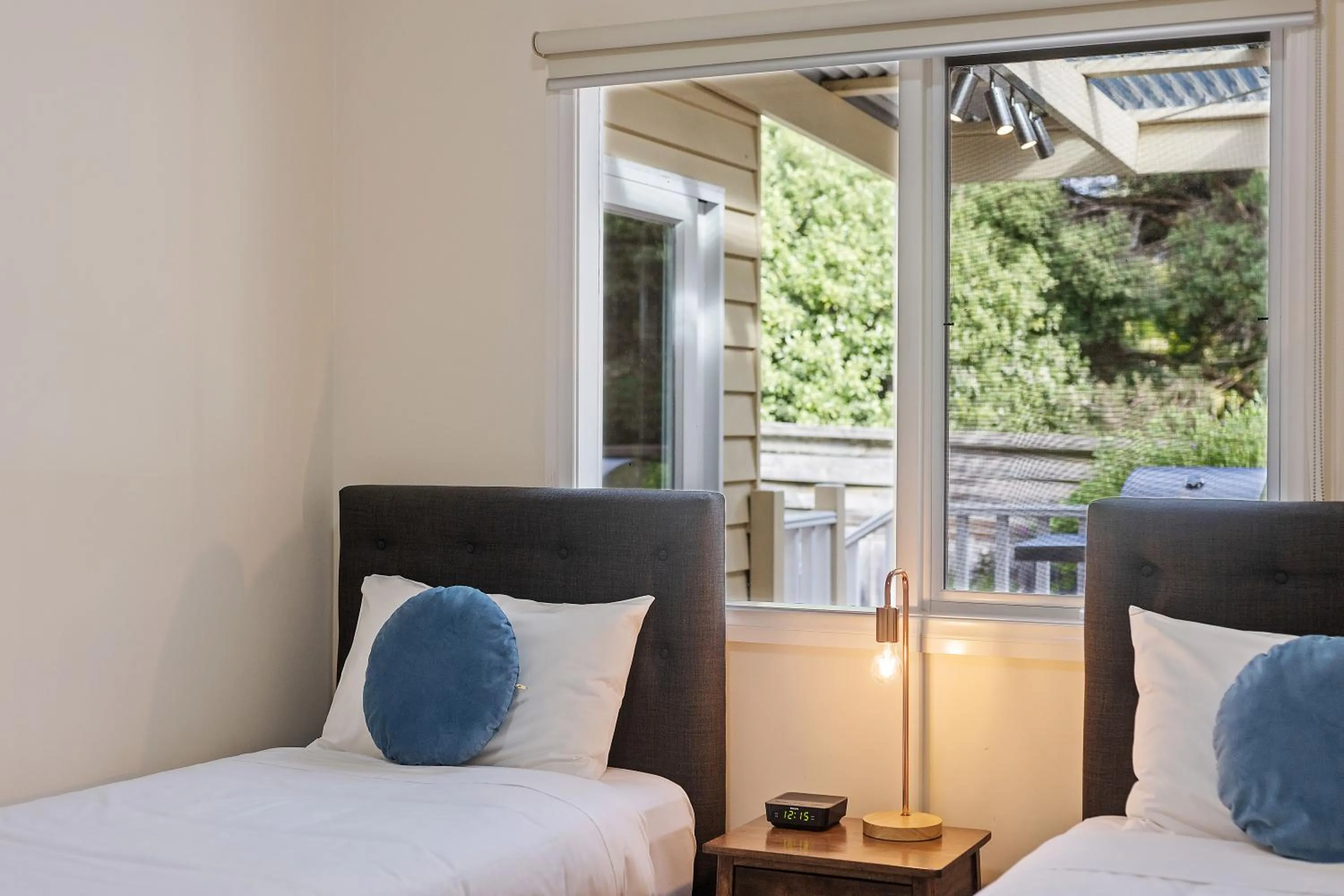 Bedroom, Bed in Yarra Gables