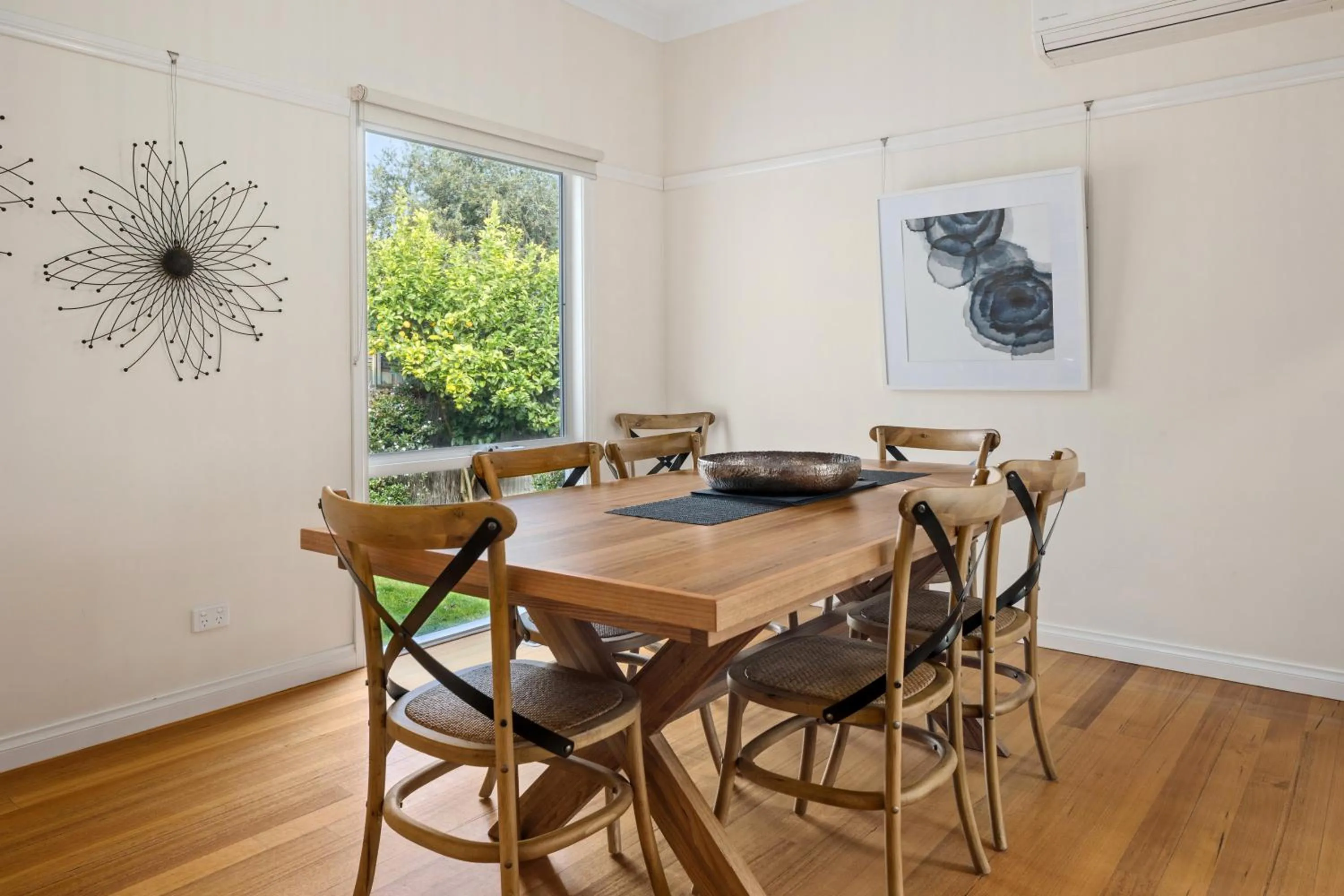 Dining area in Yarra Gables