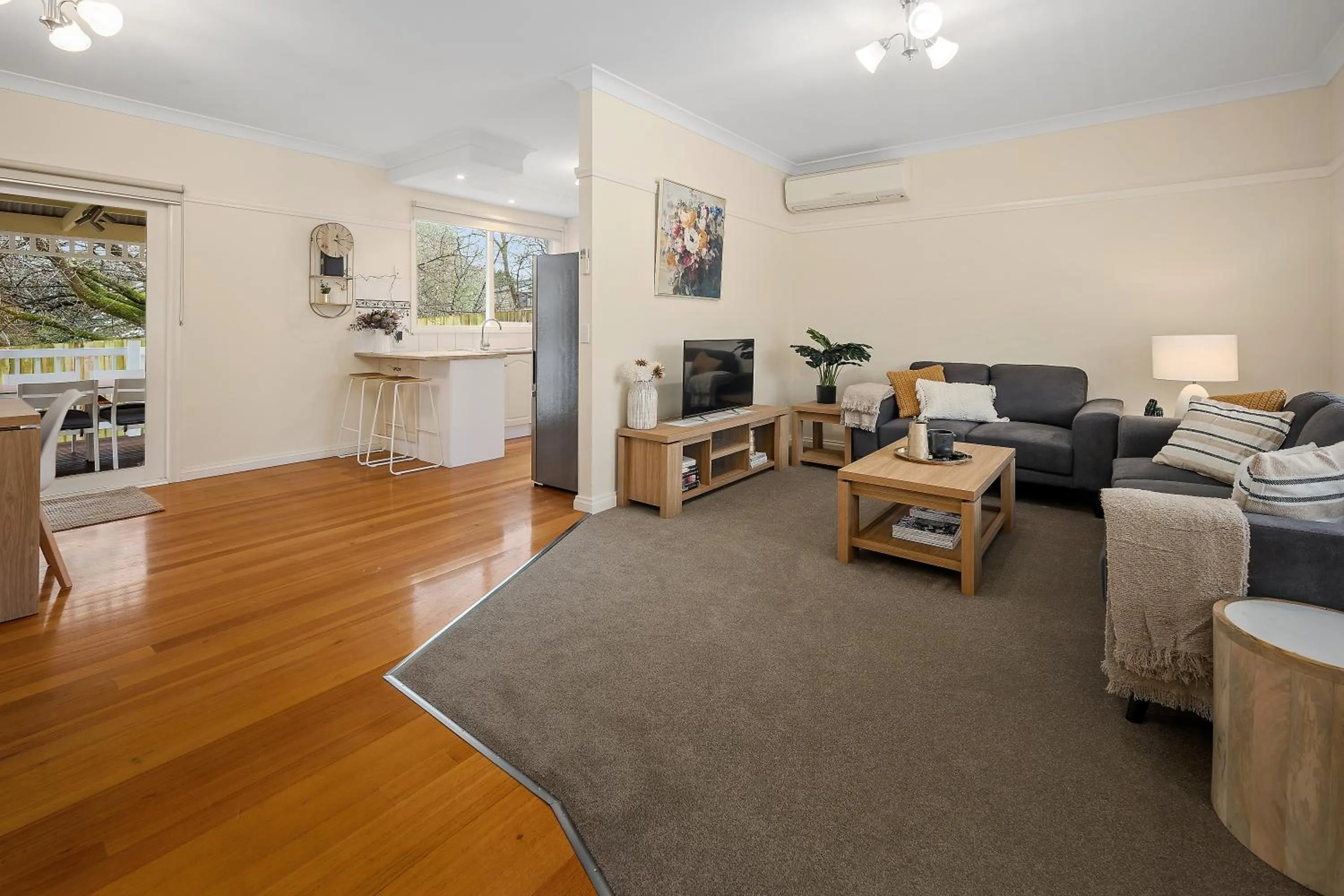 Living room in Yarra Gables