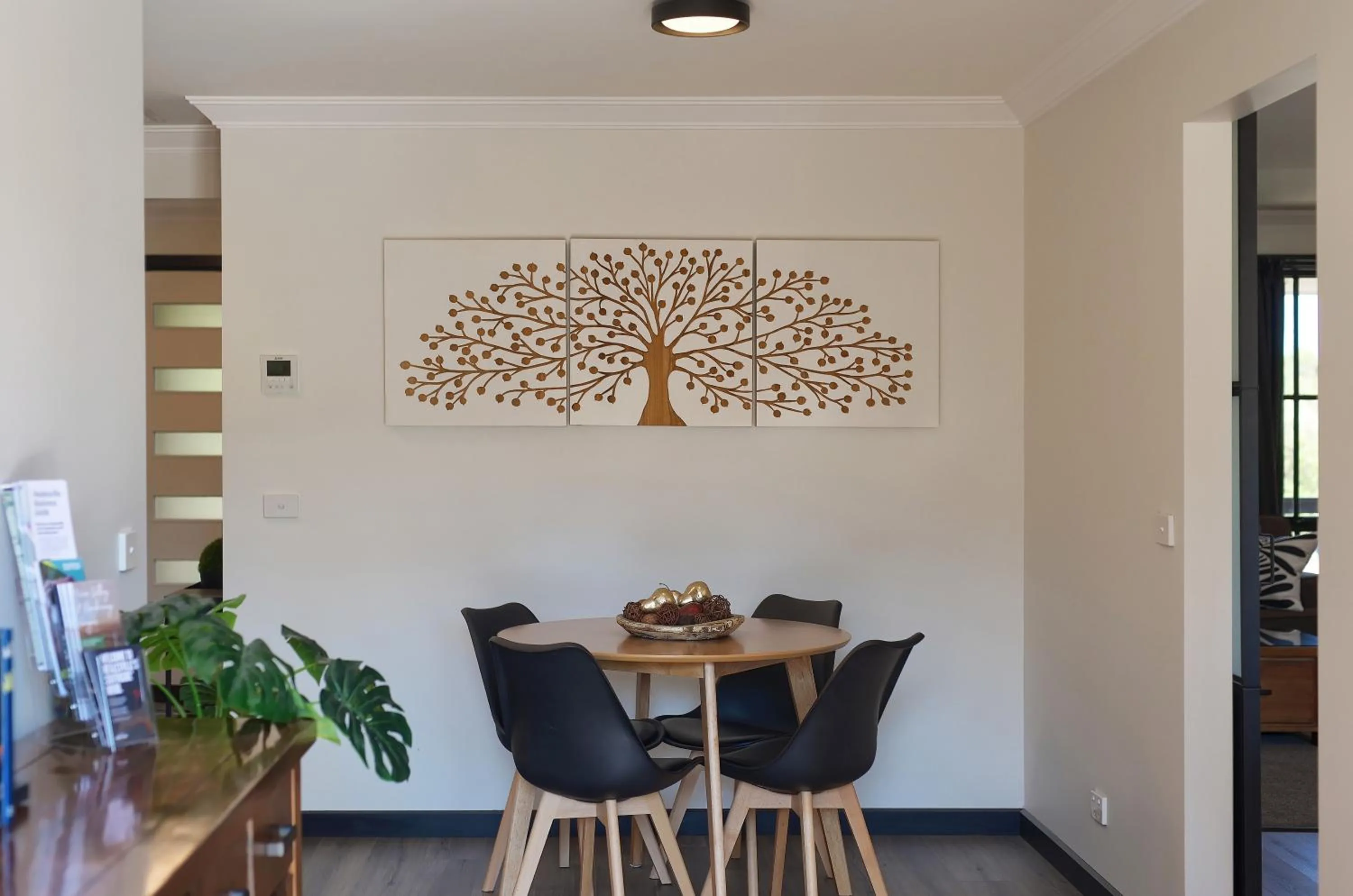 Dining area in Yarra Gables