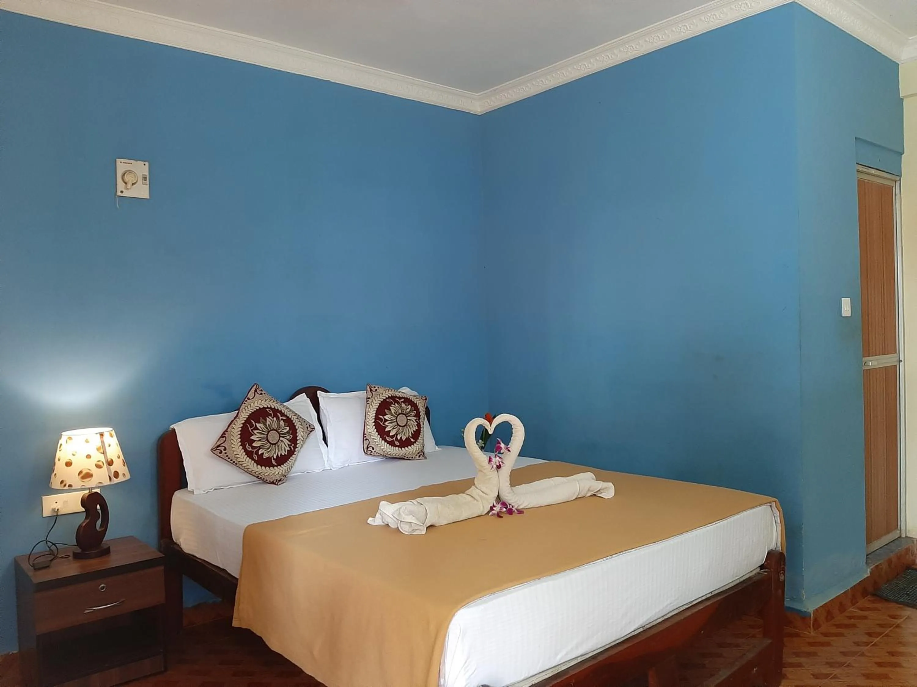 Bed in Agonda Holiday Home