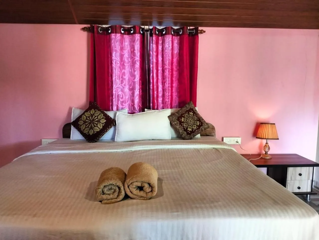 Bed in Agonda Holiday Home