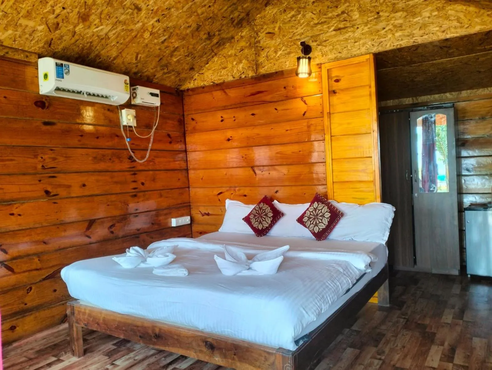 Bed in Agonda Holiday Home