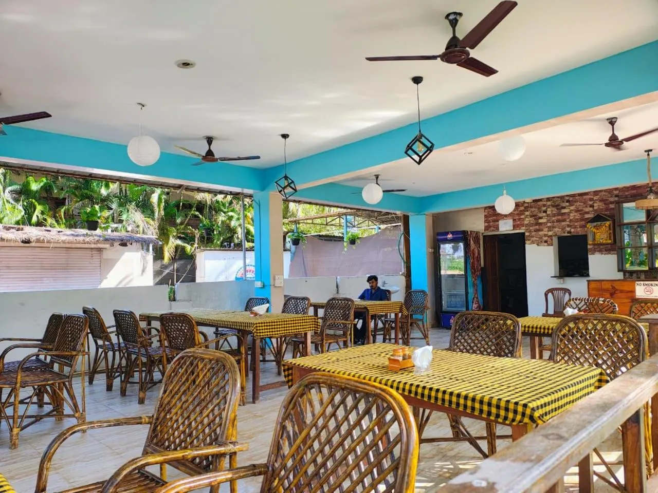 Restaurant/places to eat in Agonda Holiday Home