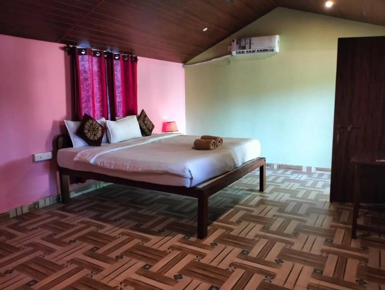 Bed in Agonda Holiday Home