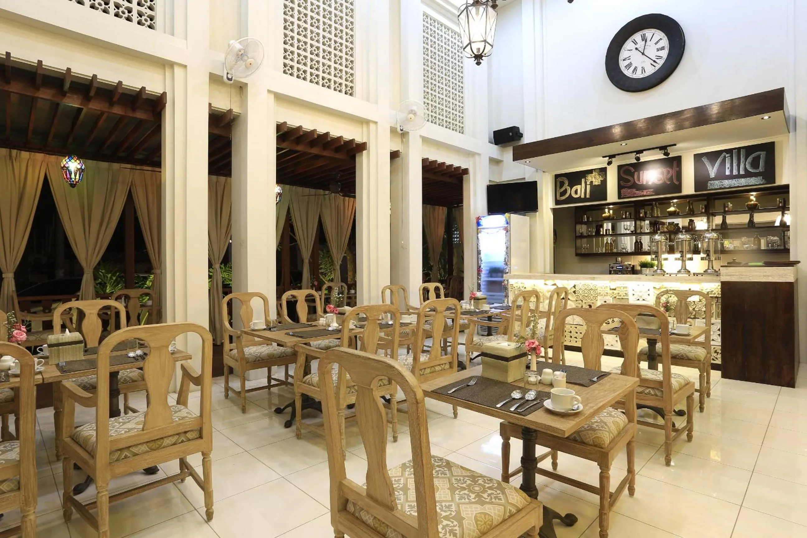 Restaurant/places to eat in Bali Sunset Villa