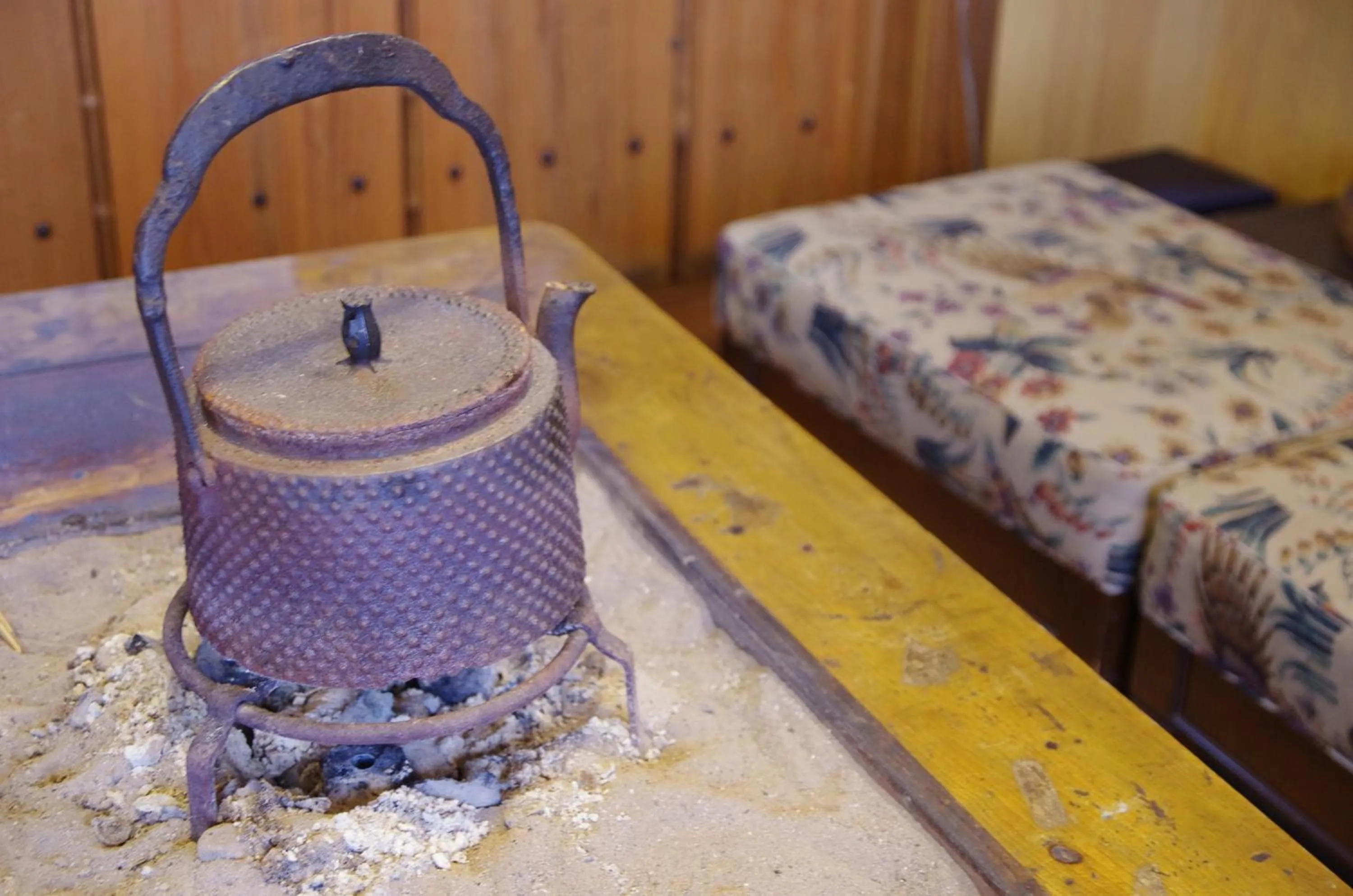 Decorative detail, Bed in Ryokan Takayama