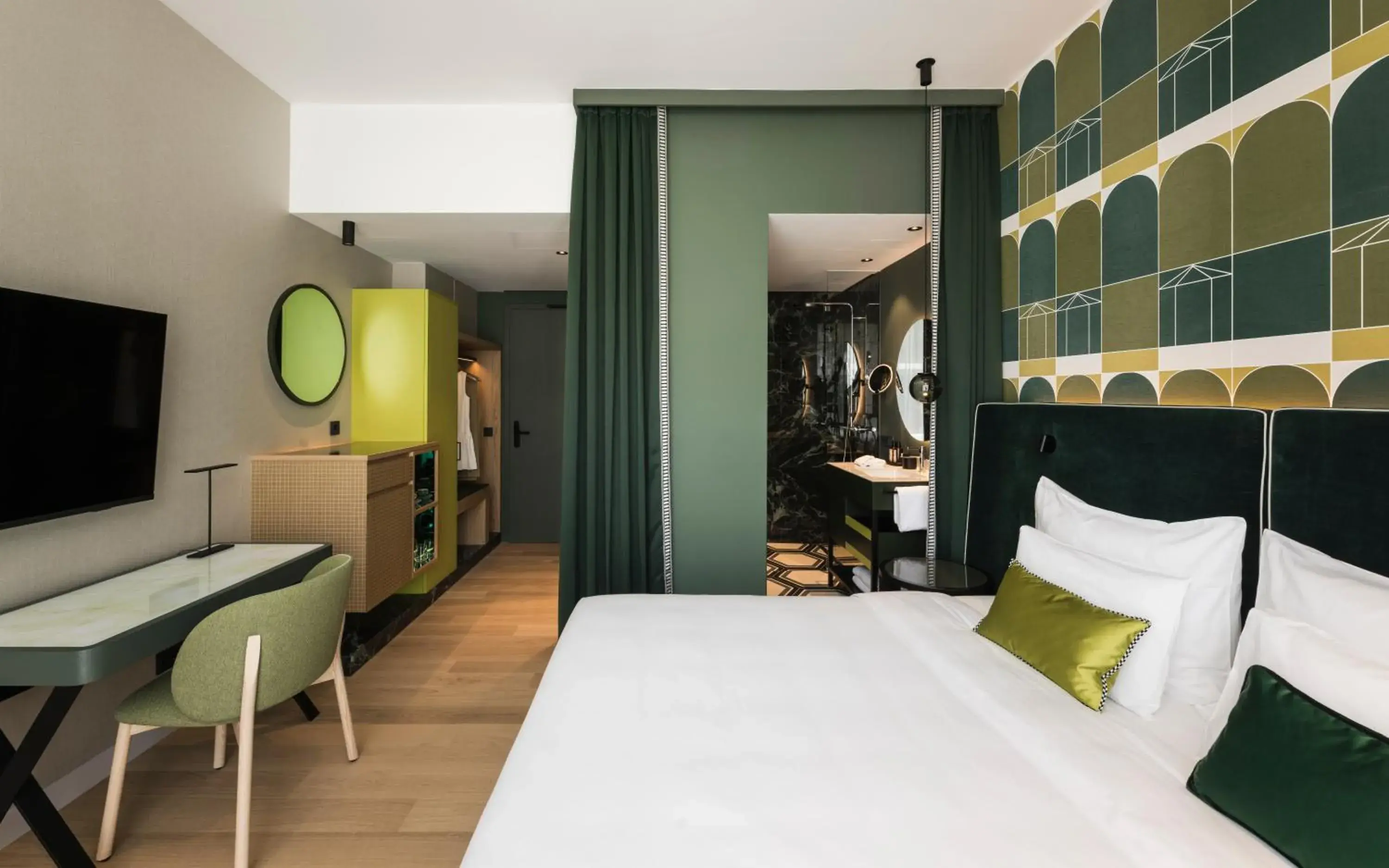 Superior Double Room in Falkensteiner Hotel Bozen WaltherPark Superior Double Room in Falkensteiner Hotel Bozen WaltherPark