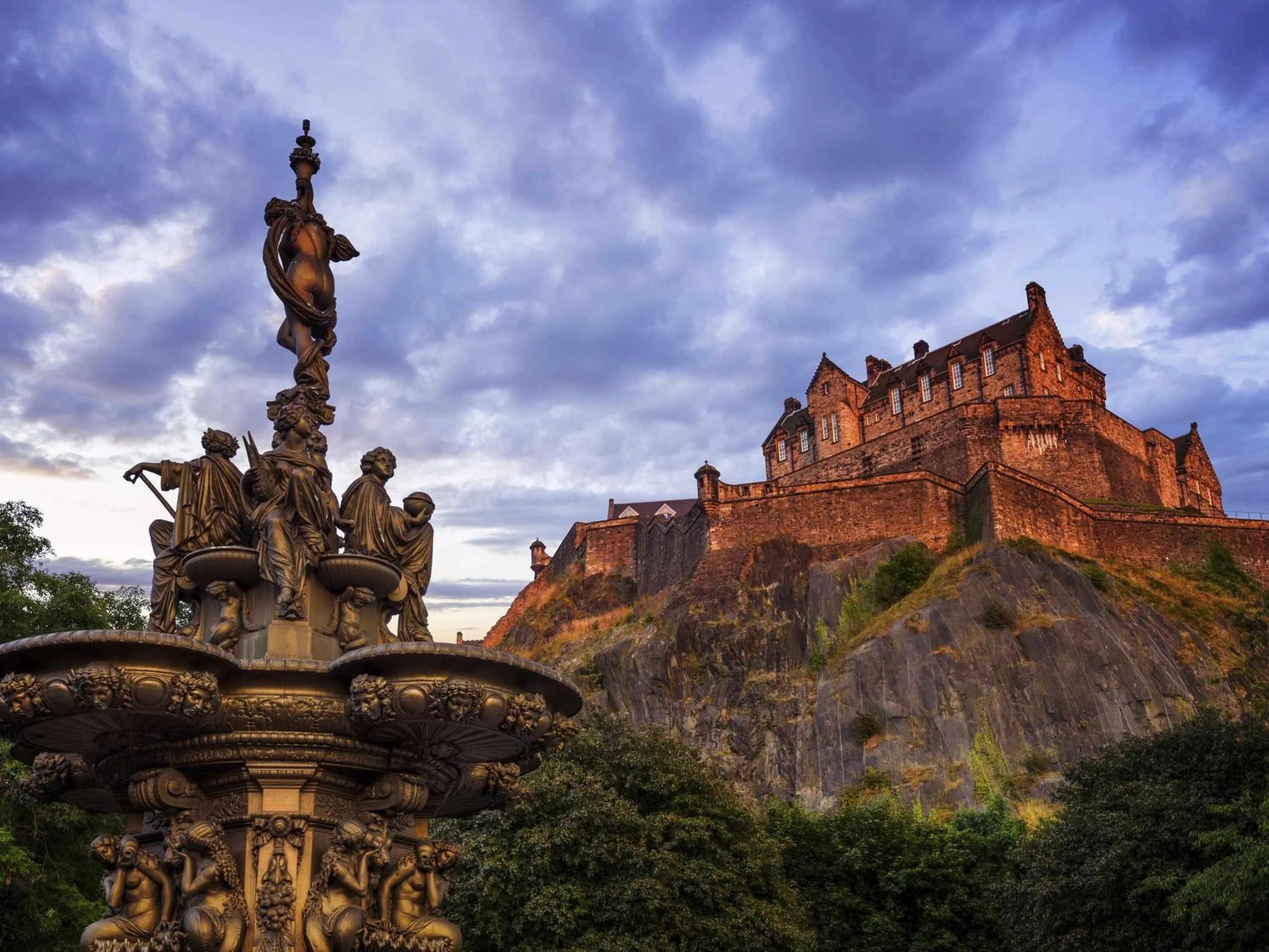 Property building in Mercure Edinburgh Haymarket