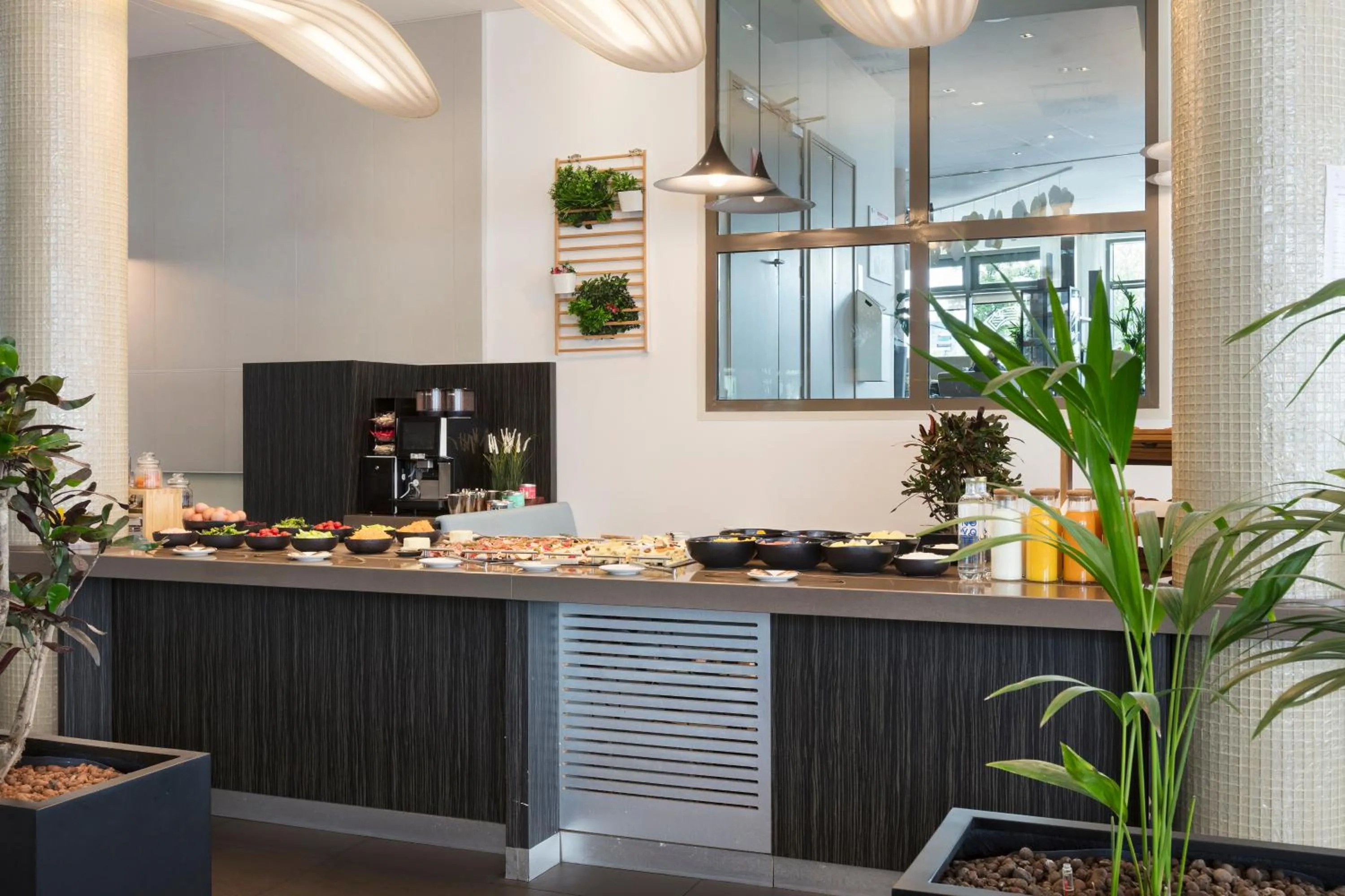 Breakfast in Novotel Paris Saint Denis Stade Basilique