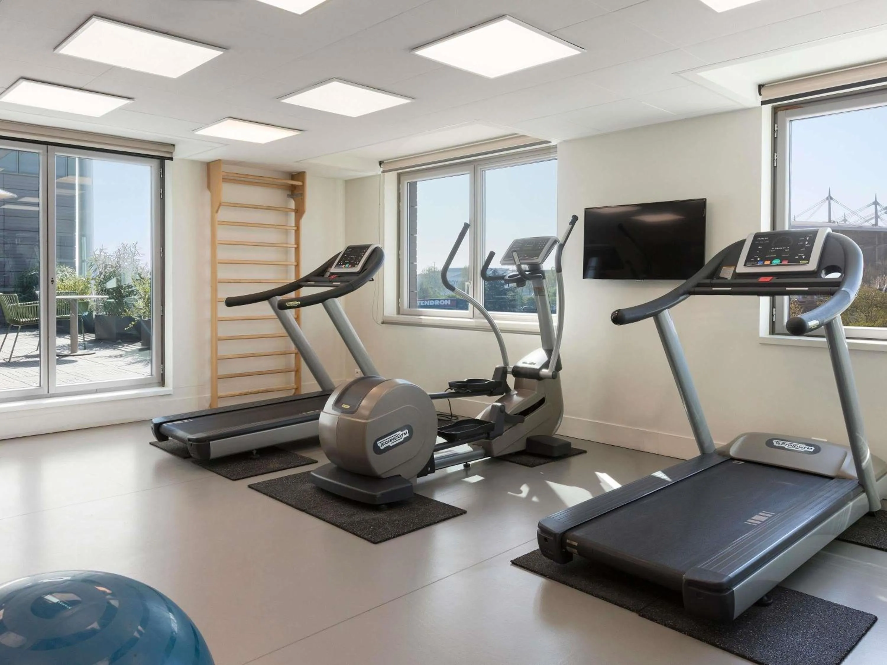 Bedroom in Novotel Paris Saint Denis Stade Basilique