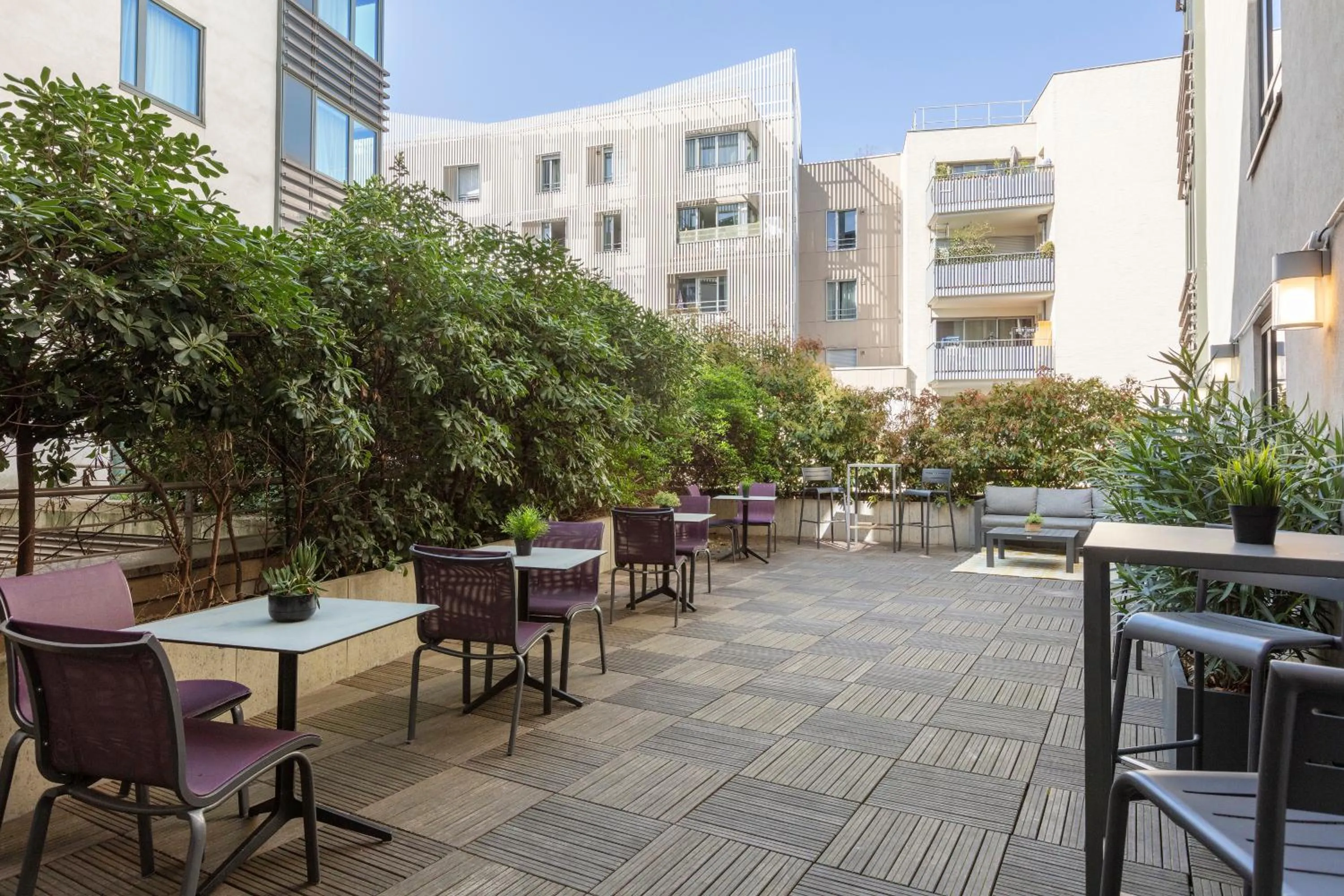 Patio in Novotel Paris Saint Denis Stade Basilique
