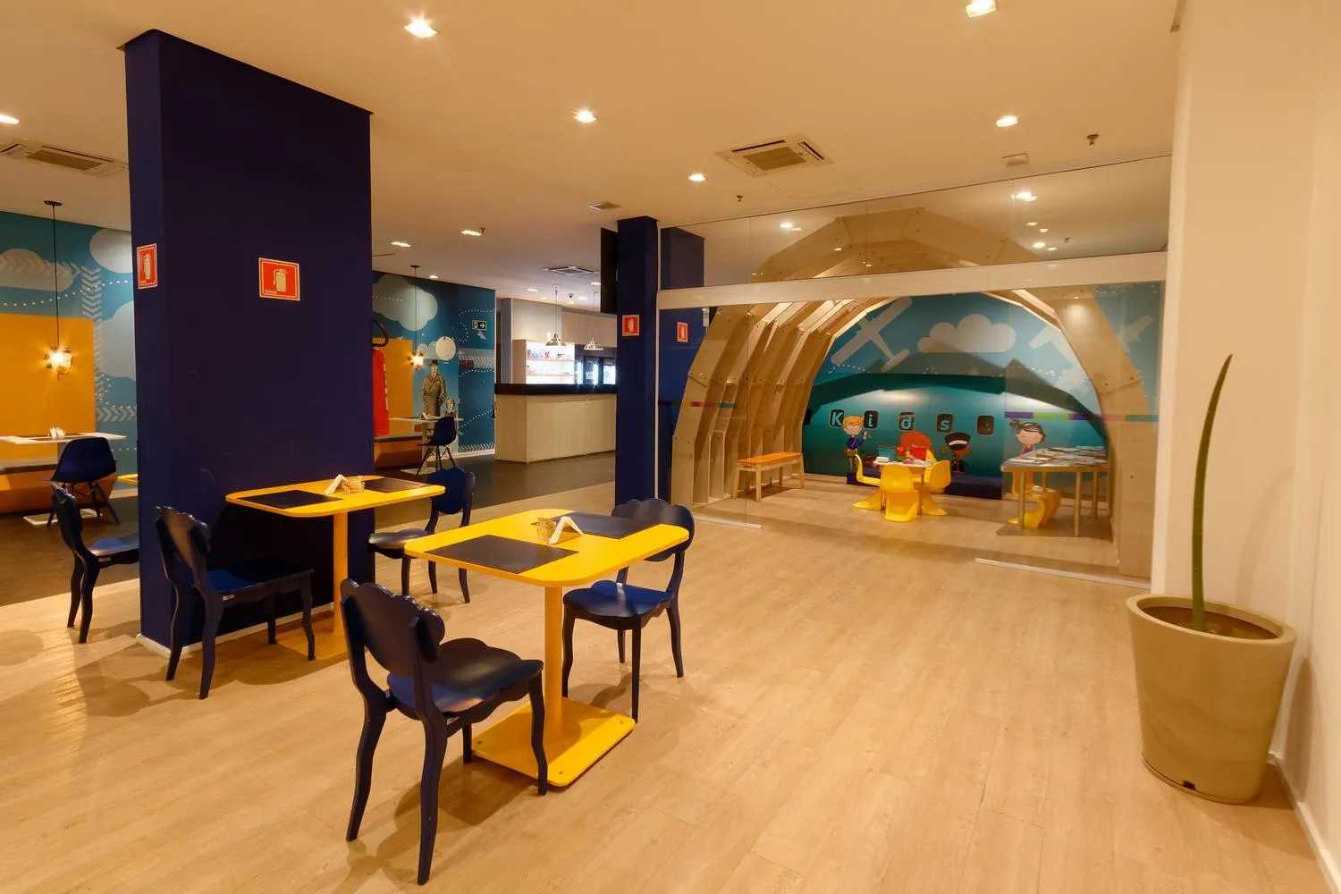 Lobby or reception in Golden Tower Express Anhembi by Fênix Hotéis