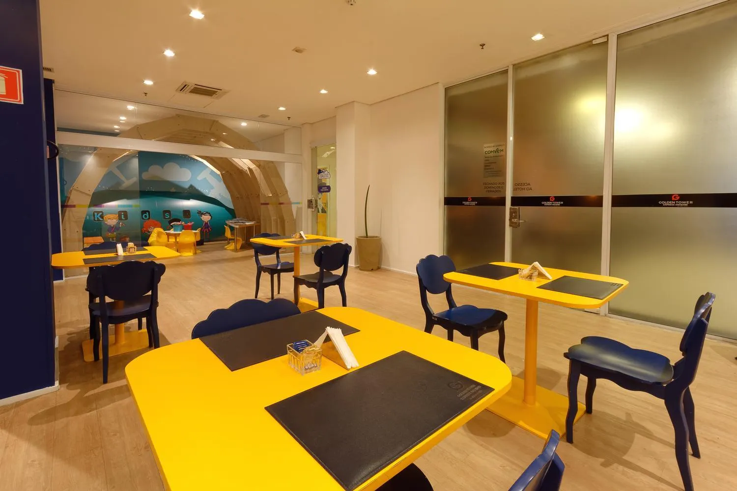 Lobby or reception in Golden Tower Express Anhembi by Fênix Hotéis