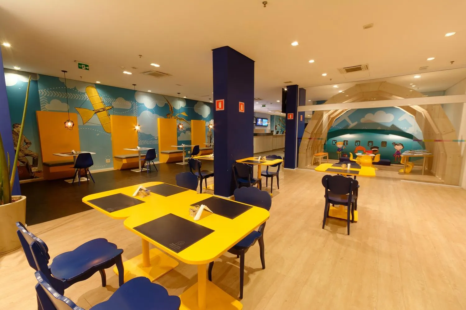 Lobby or reception in Golden Tower Express Anhembi by Fênix Hotéis