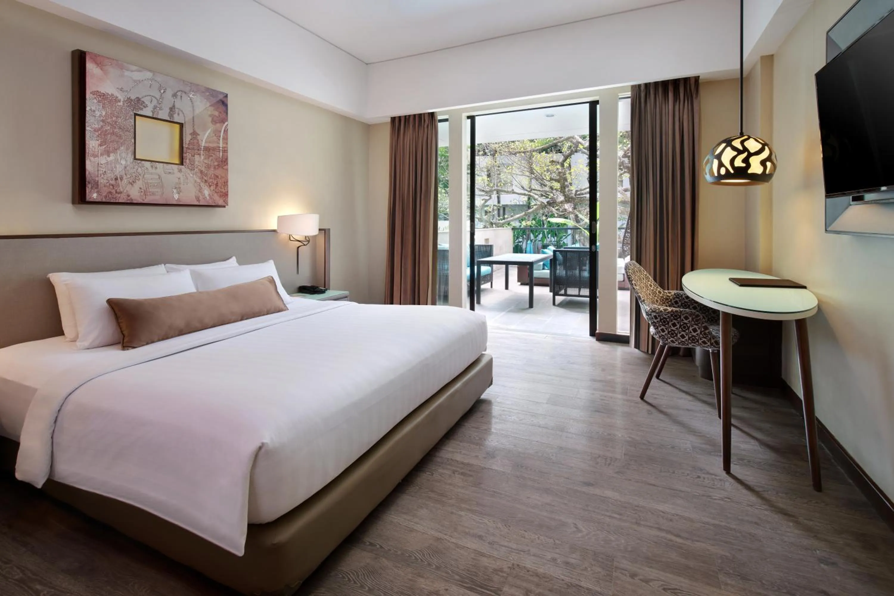 Bed in Mercure Bali Legian