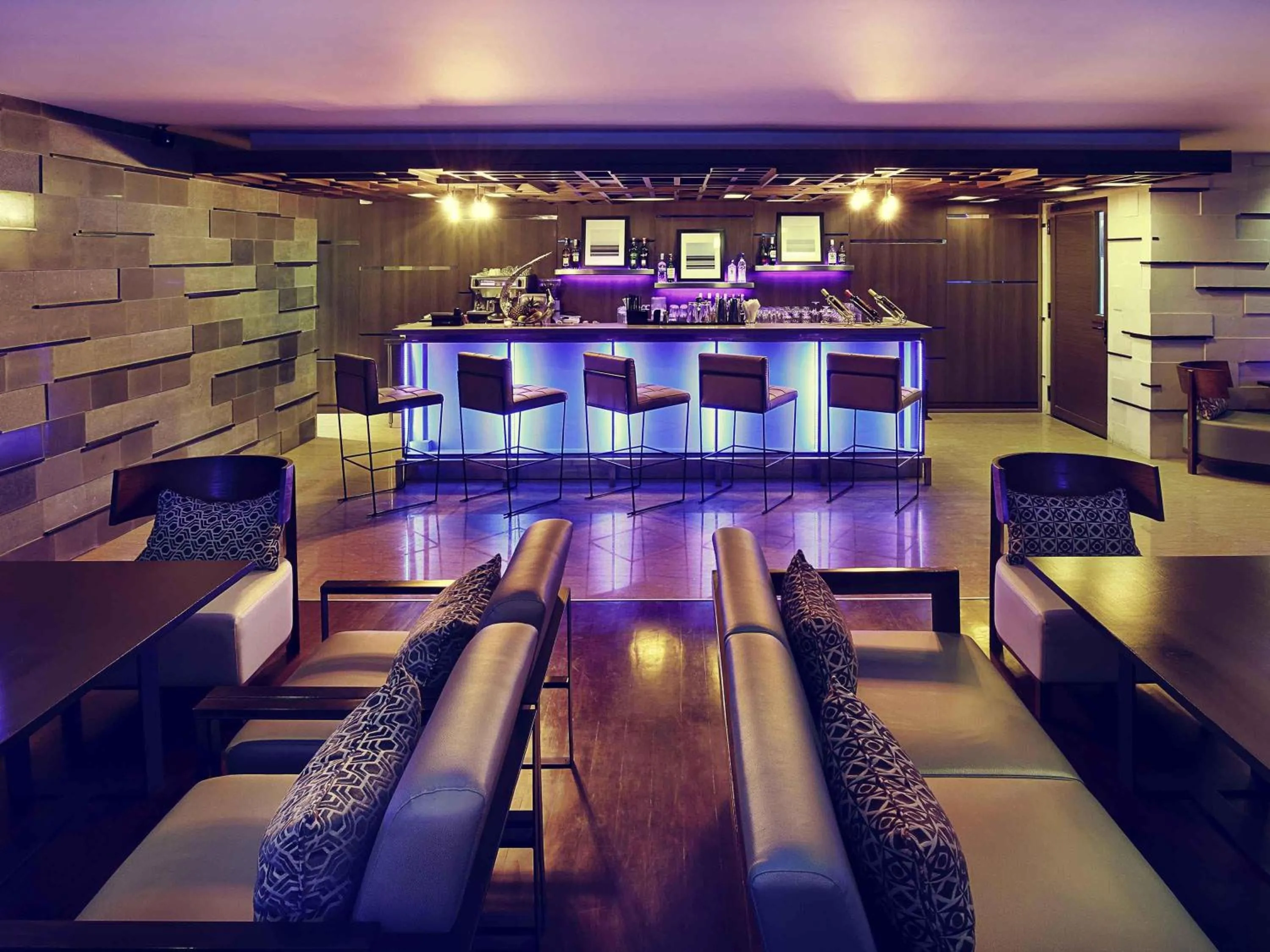 Restaurant/places to eat in Mercure Bali Legian