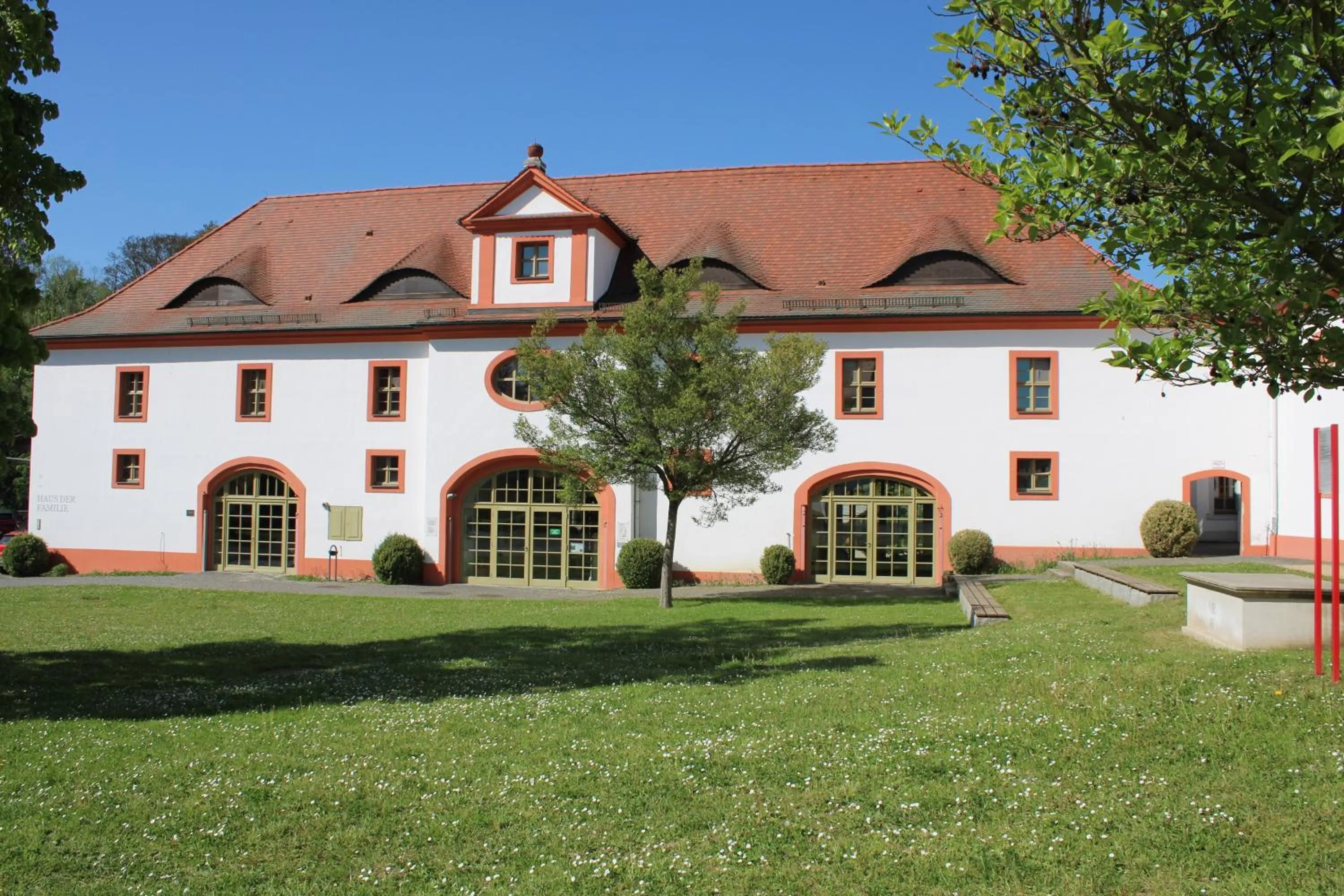 Property building in Gästehäuser St. Marienthal