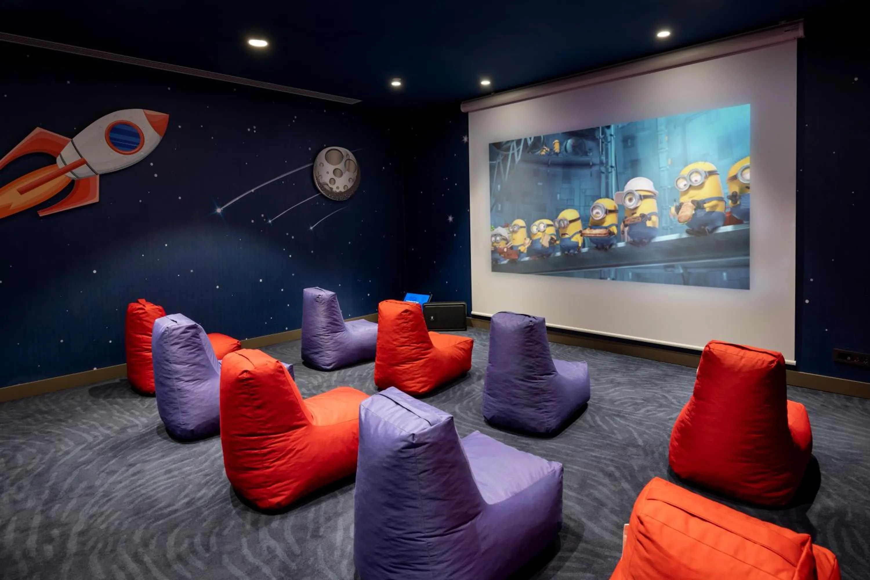 Kids's club in Liberty Signa