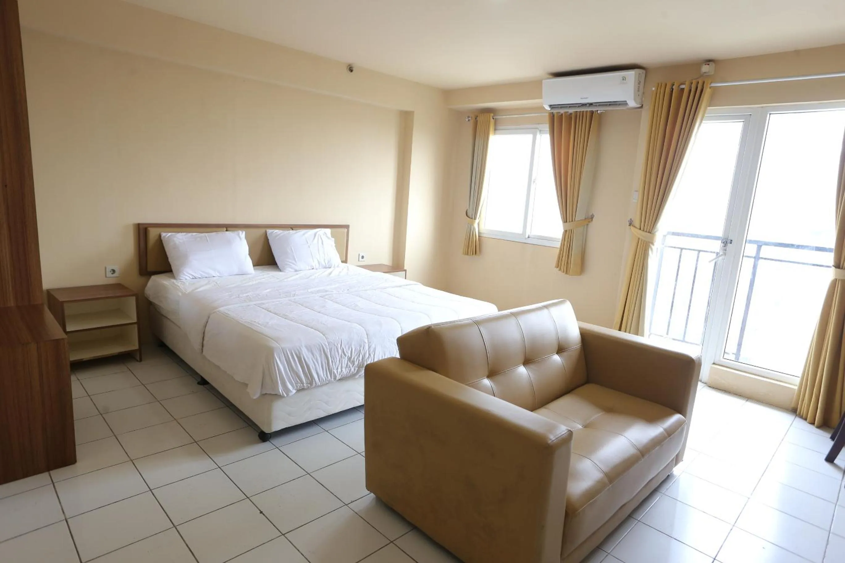 Apartemen Mutiara Bekasi by Alfa Rooms