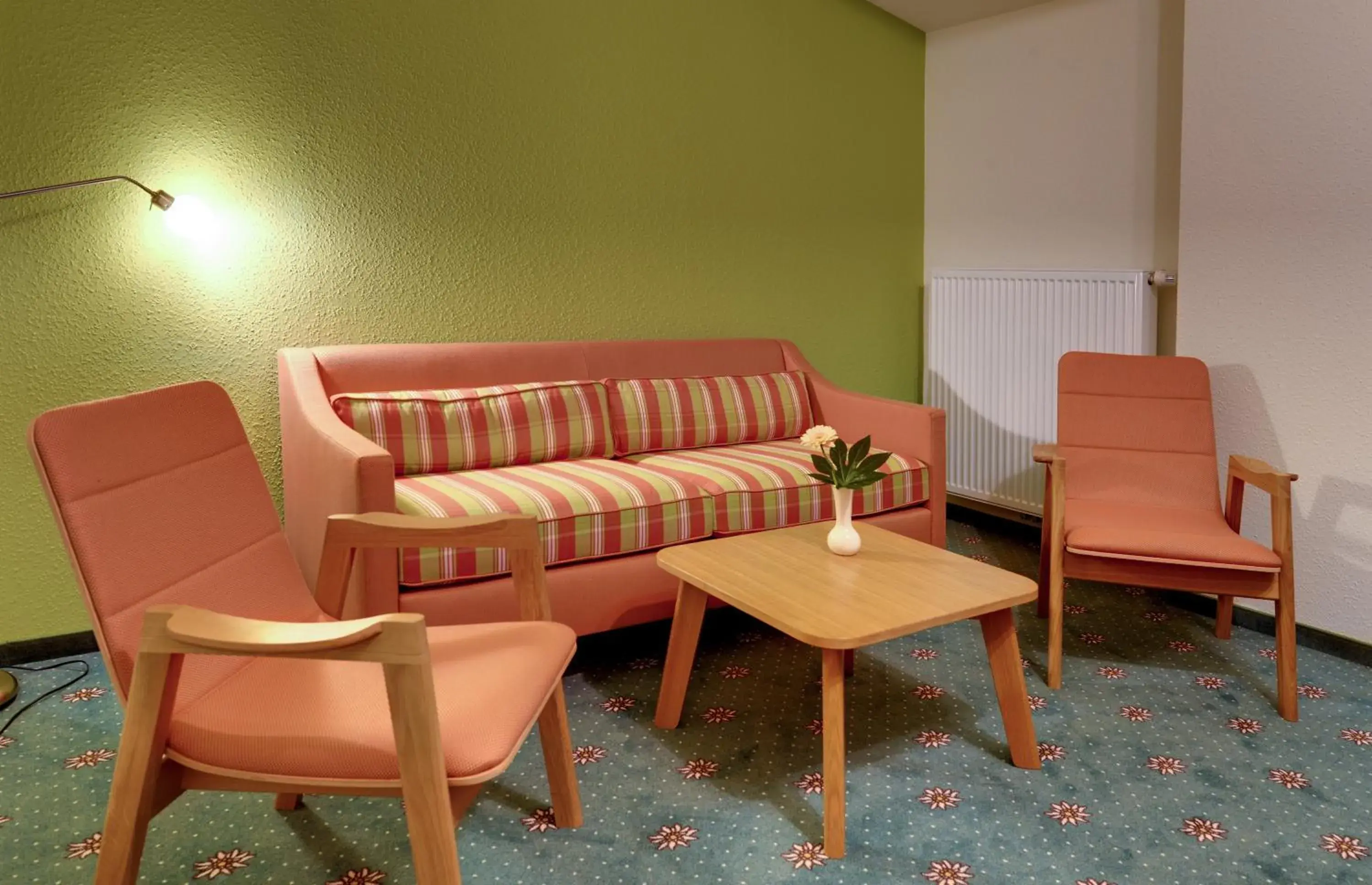 Family Room with Garden View in Hotel & Restaurant Waldcafe Hettstedt Family Room with Garden View in Hotel & Restaurant Waldcafe Hettstedt