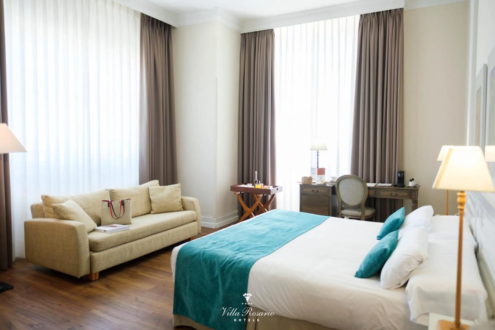 Bed in Hotel Villa Rosario, Palacete