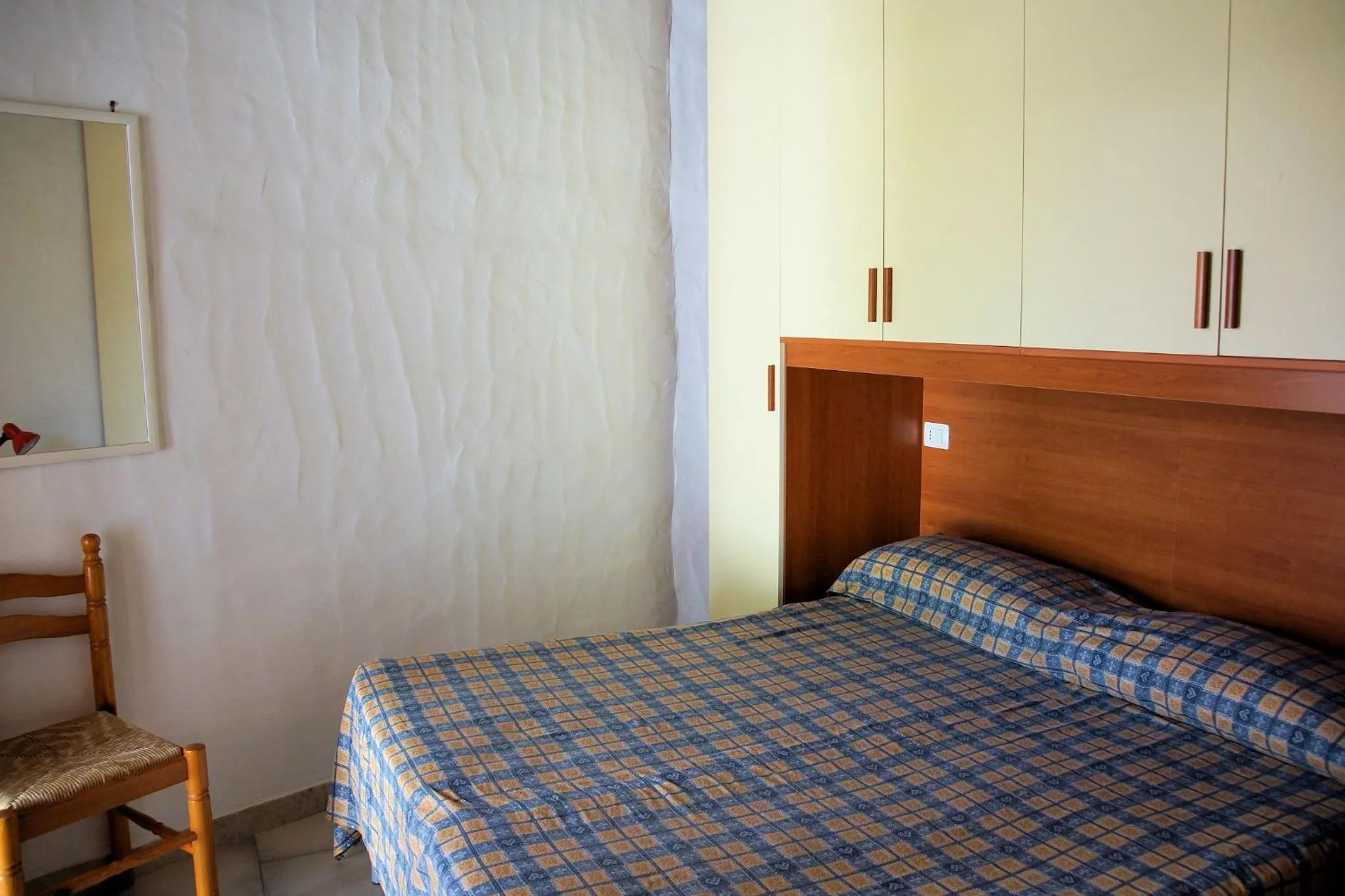 Bedroom, Bed in Sa Fiorida case vacanze