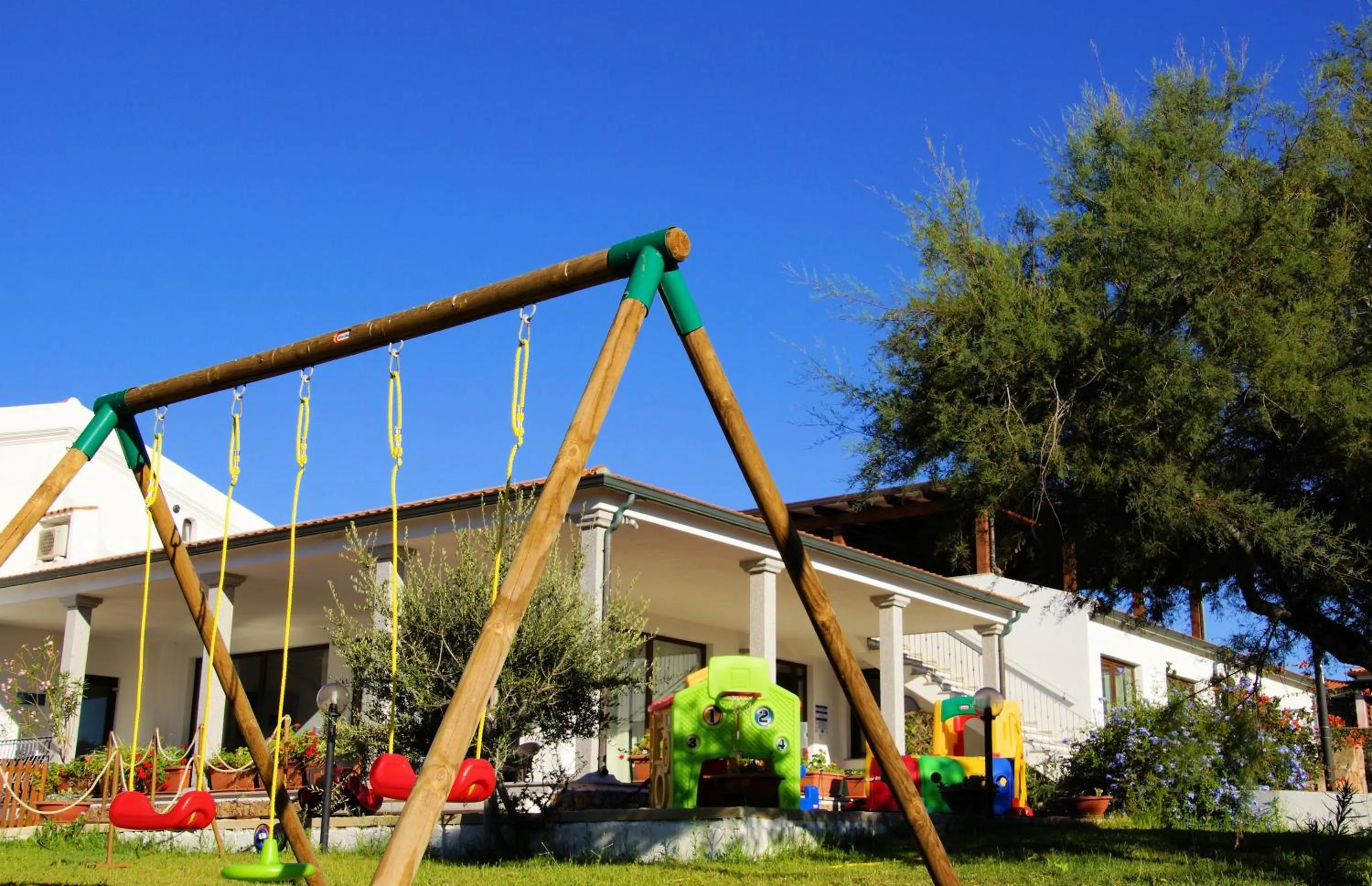 Children play ground in Sa Fiorida case vacanze