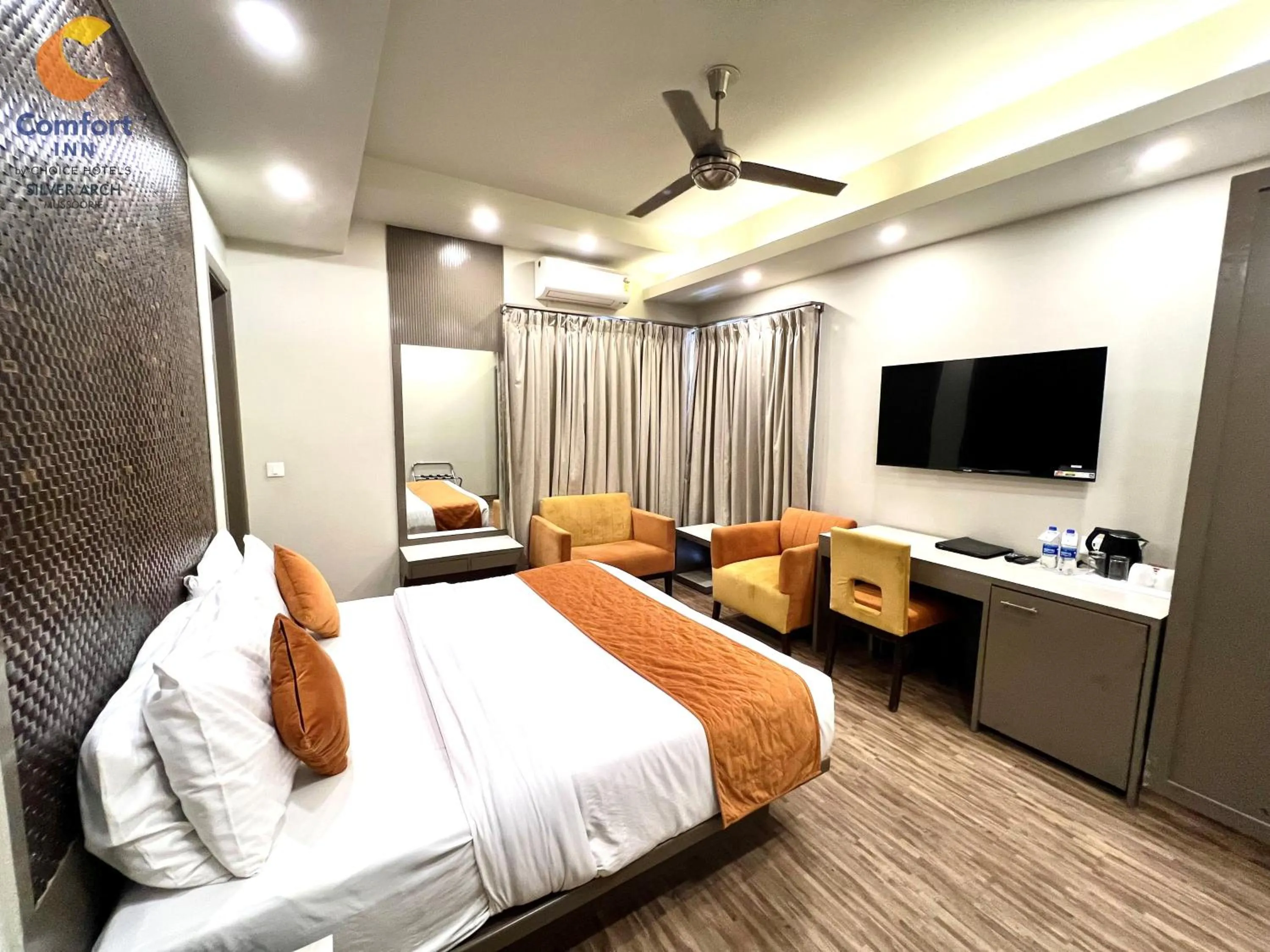 Bedroom in Comfort Inn Silver Arch Hotel, Mussoorie