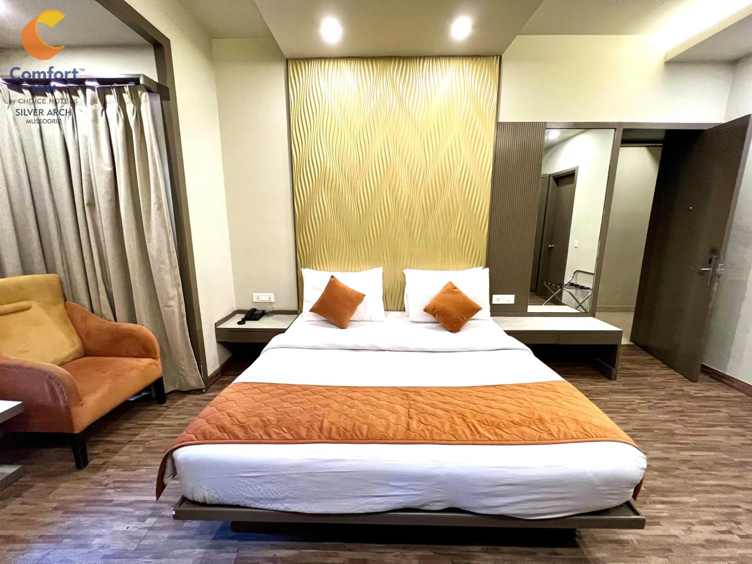 Bed in Comfort Inn Silver Arch Hotel, Mussoorie