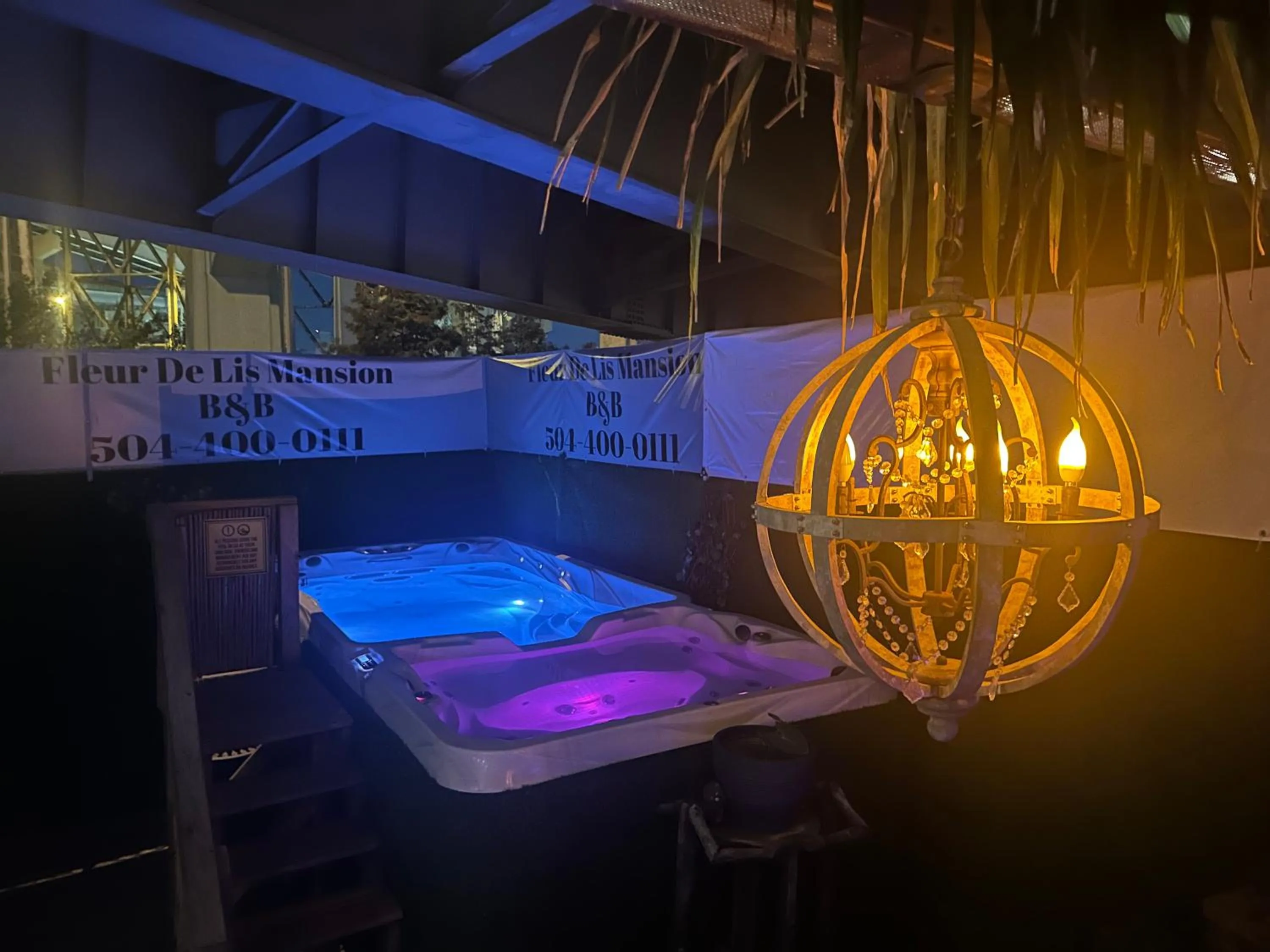 Fleur De Lis Mansion