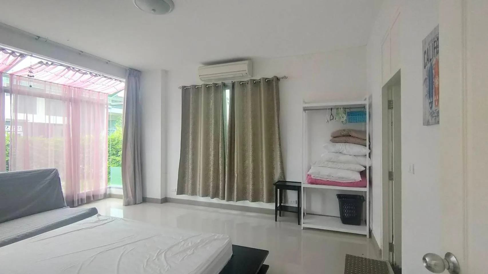 Bed in Casa Seaside Rayong Unit 23
