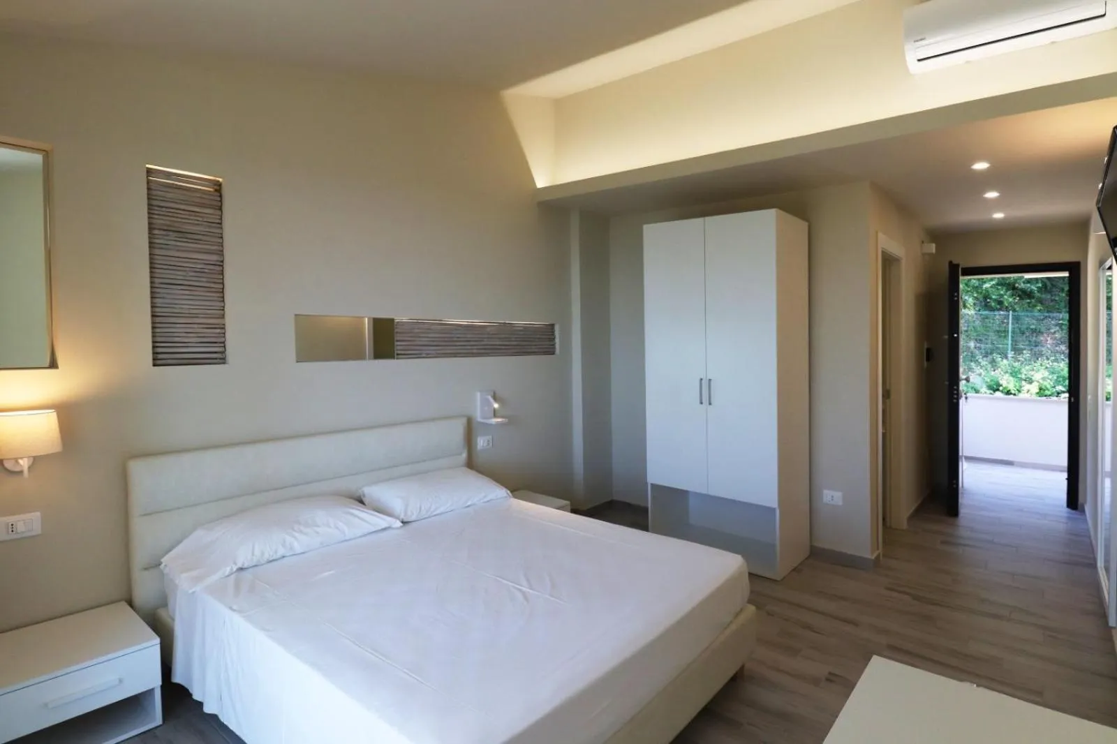 Bed in Borgo San Cosmo Tropea