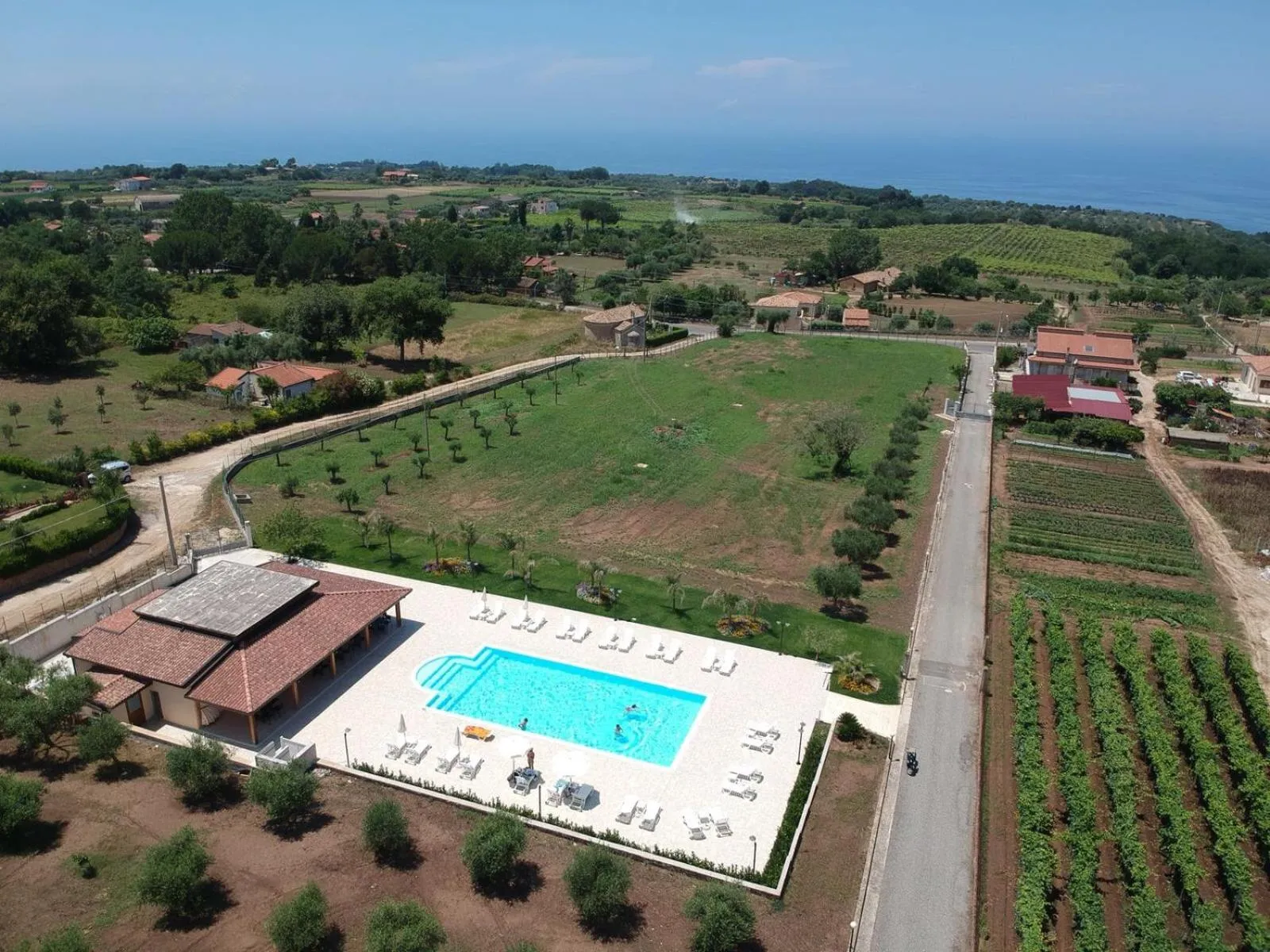 Pool view in Borgo San Cosmo Tropea