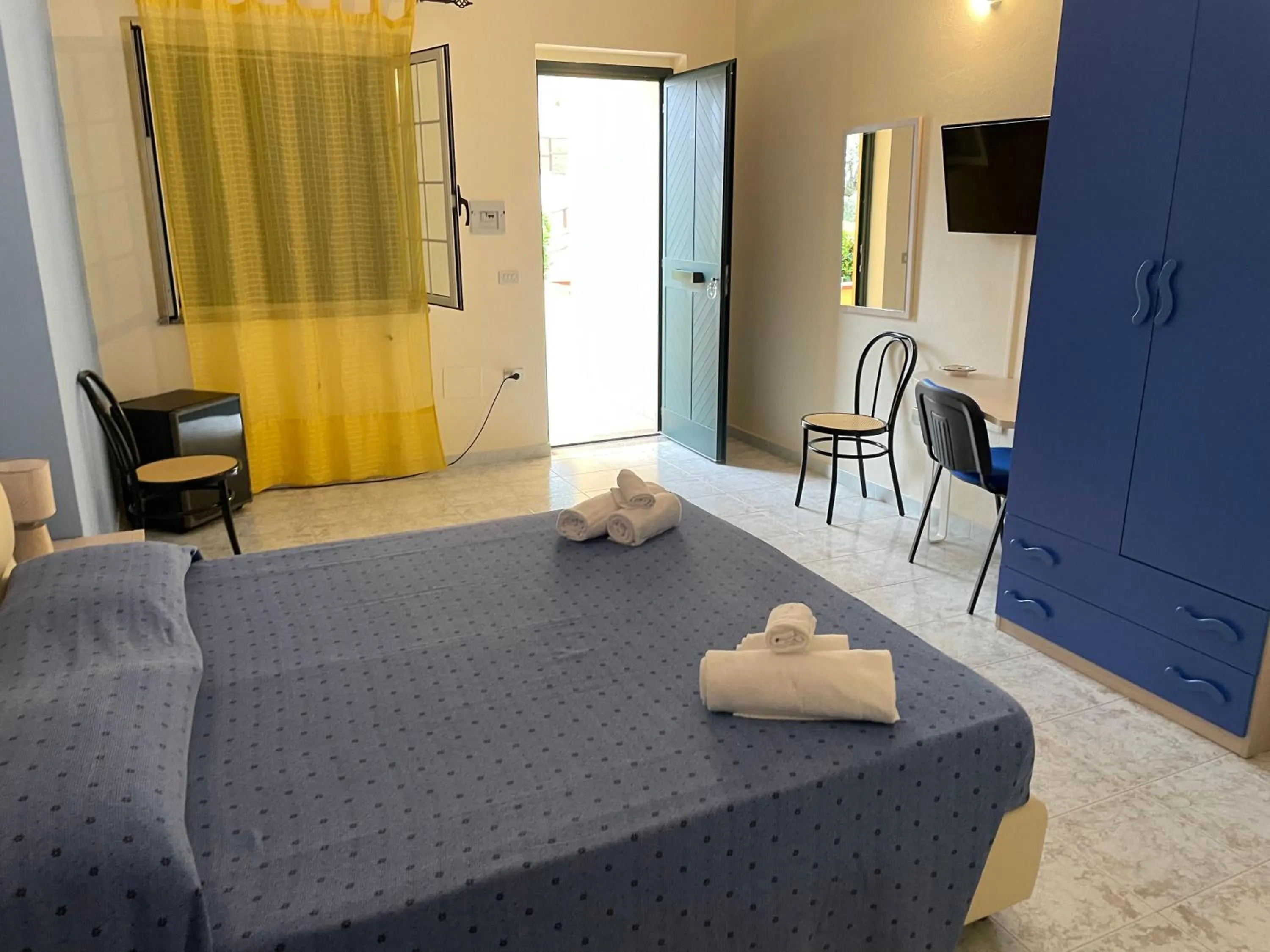 Bed in Borgo San Cosmo Tropea