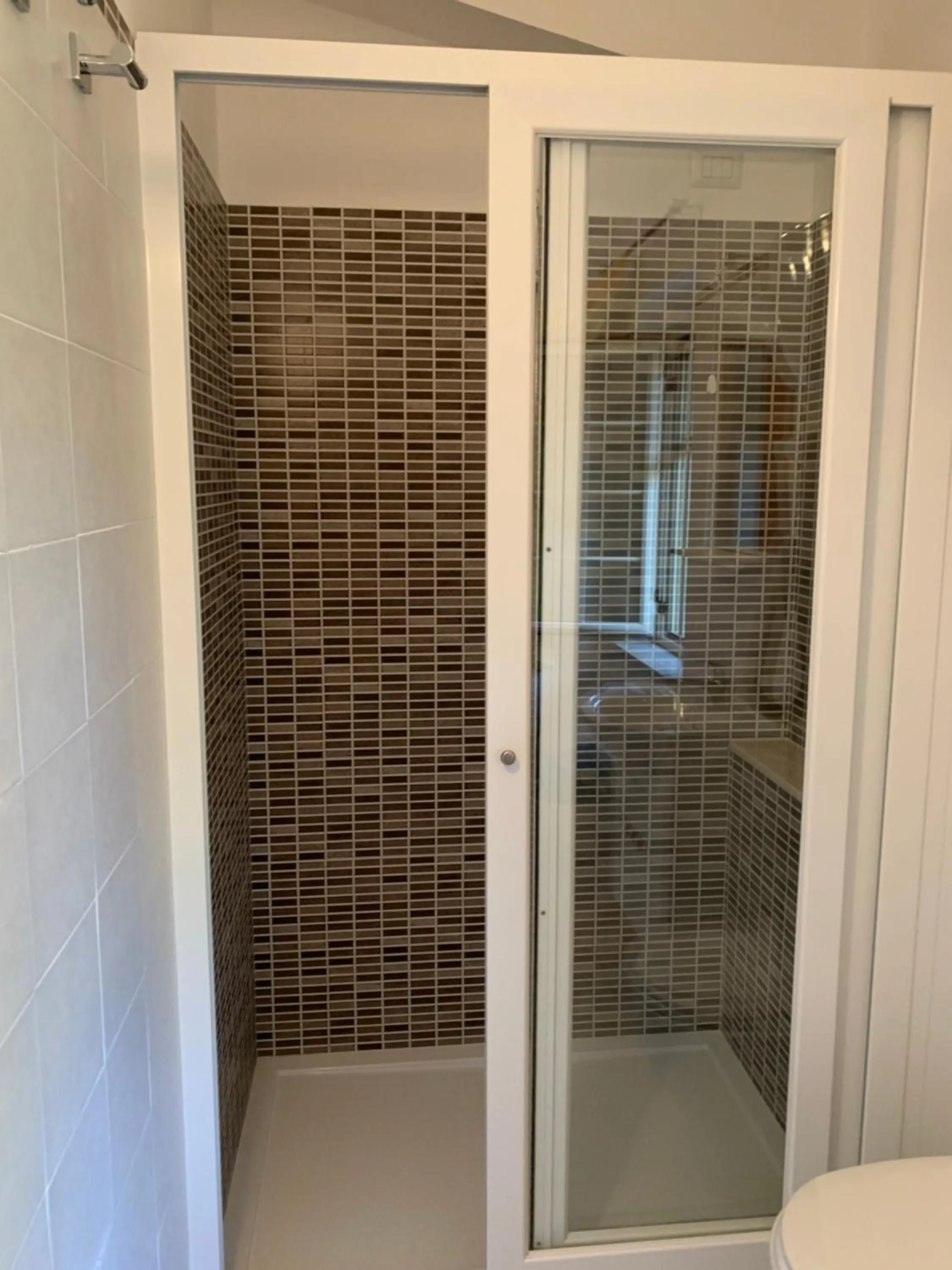 Shower in Borgo San Cosmo Tropea