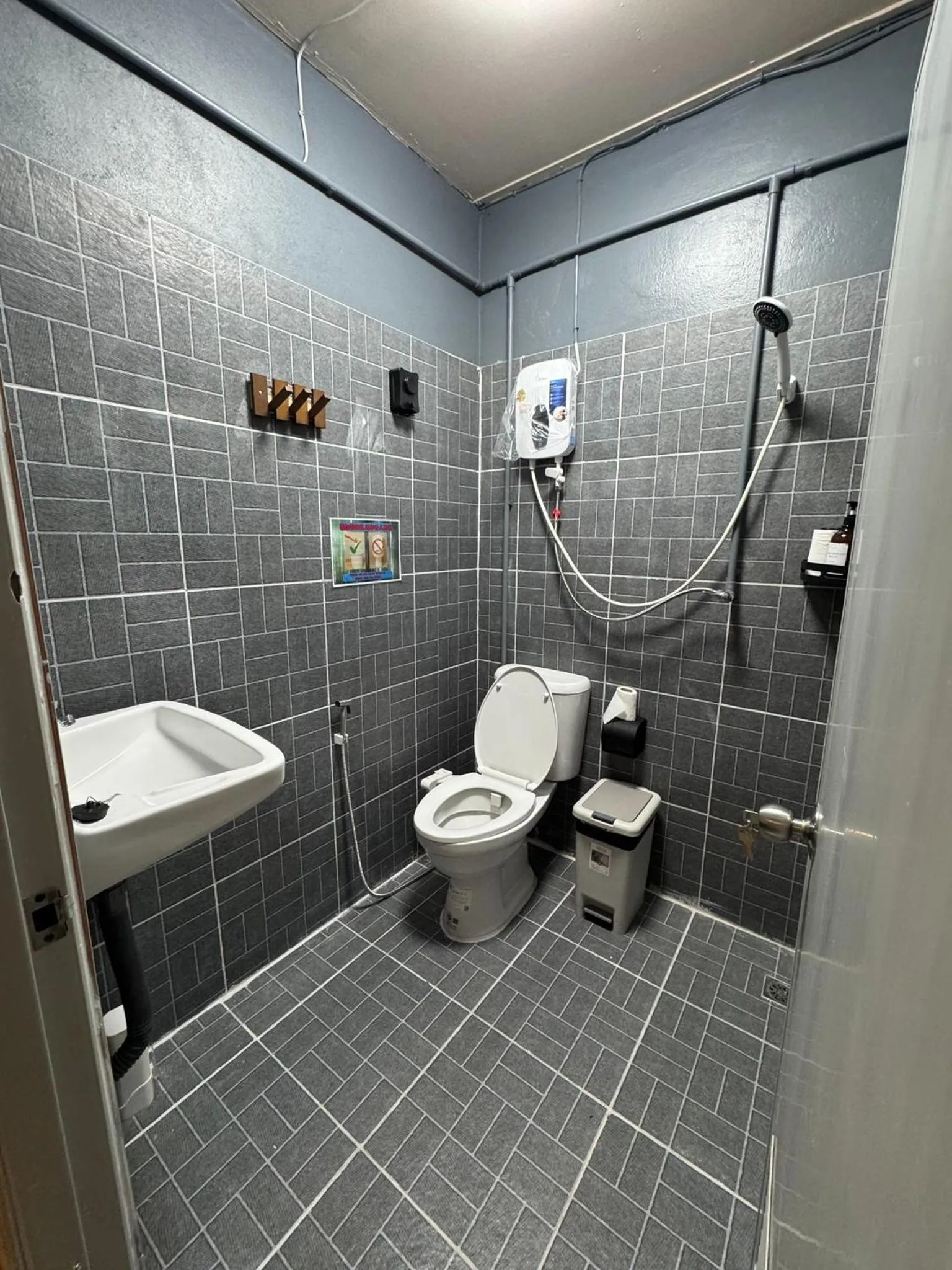 Shower in Moochi Relax L'Assommior